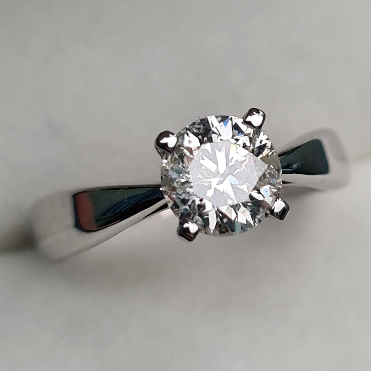Кольцо Deimantas 95131260 16,5р 3,23гр 1,00ct. купить,NaN