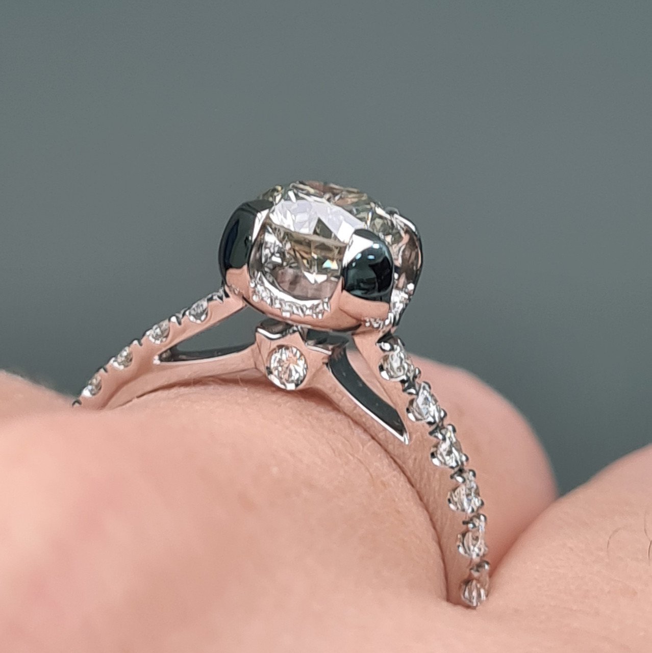 Кольцо Deimantas 95131226 18,5р 3,35гр 1,45ct. купить,NaN
