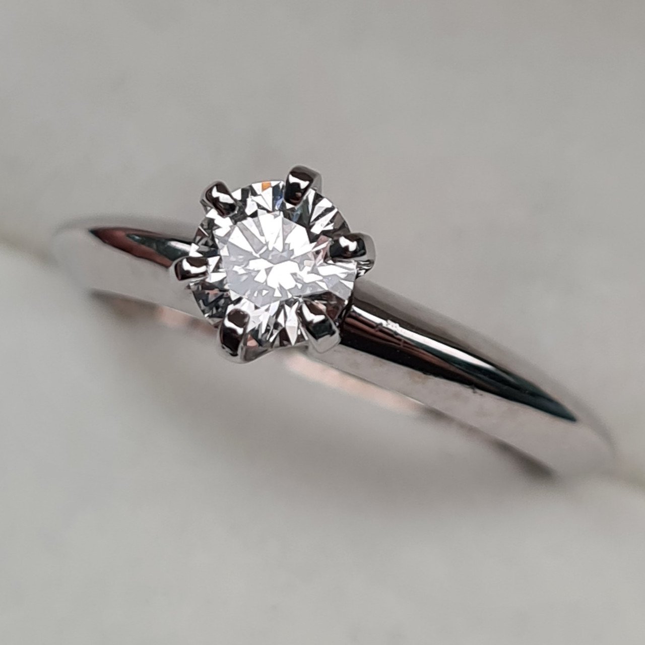 Кольцо Deimantas 95131304 16,5р 2,83гр 0,45ct. купить,NaN