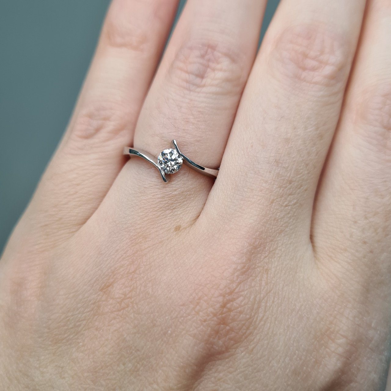 Кольцо Deimantas 95131280 16,5р 2,61гр 0,34ct. купить,NaN