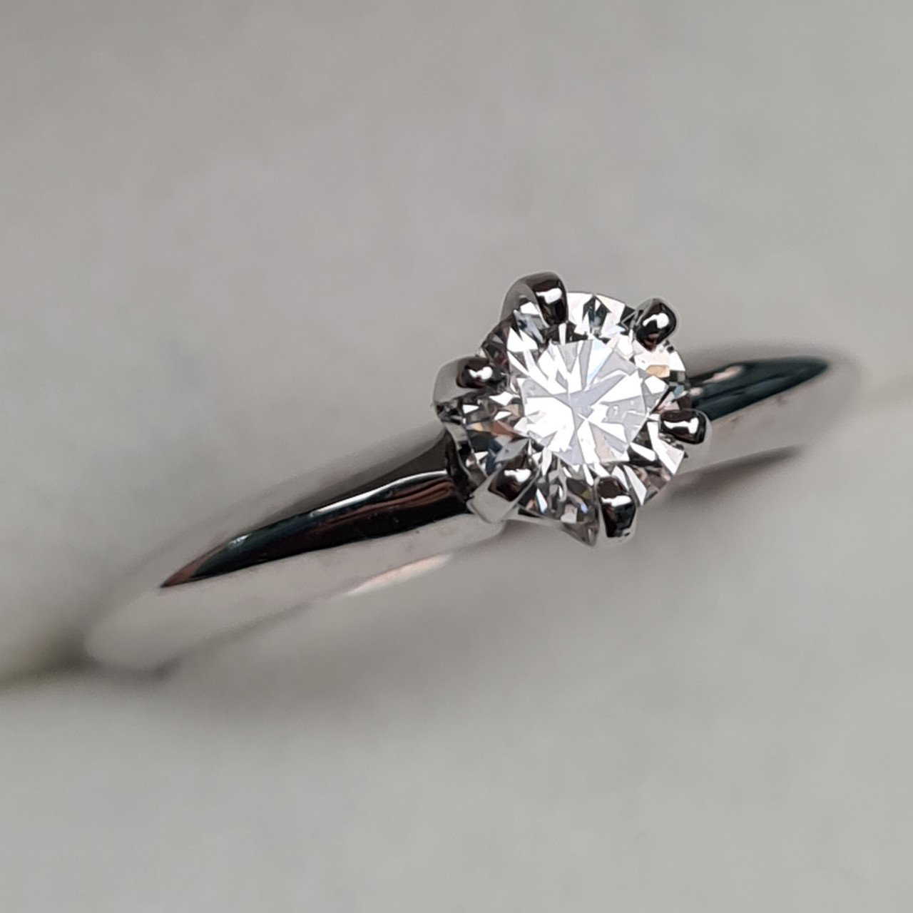 Кольцо Deimantas 95131304 16,5р 2,83гр 0,45ct. купить,NaN