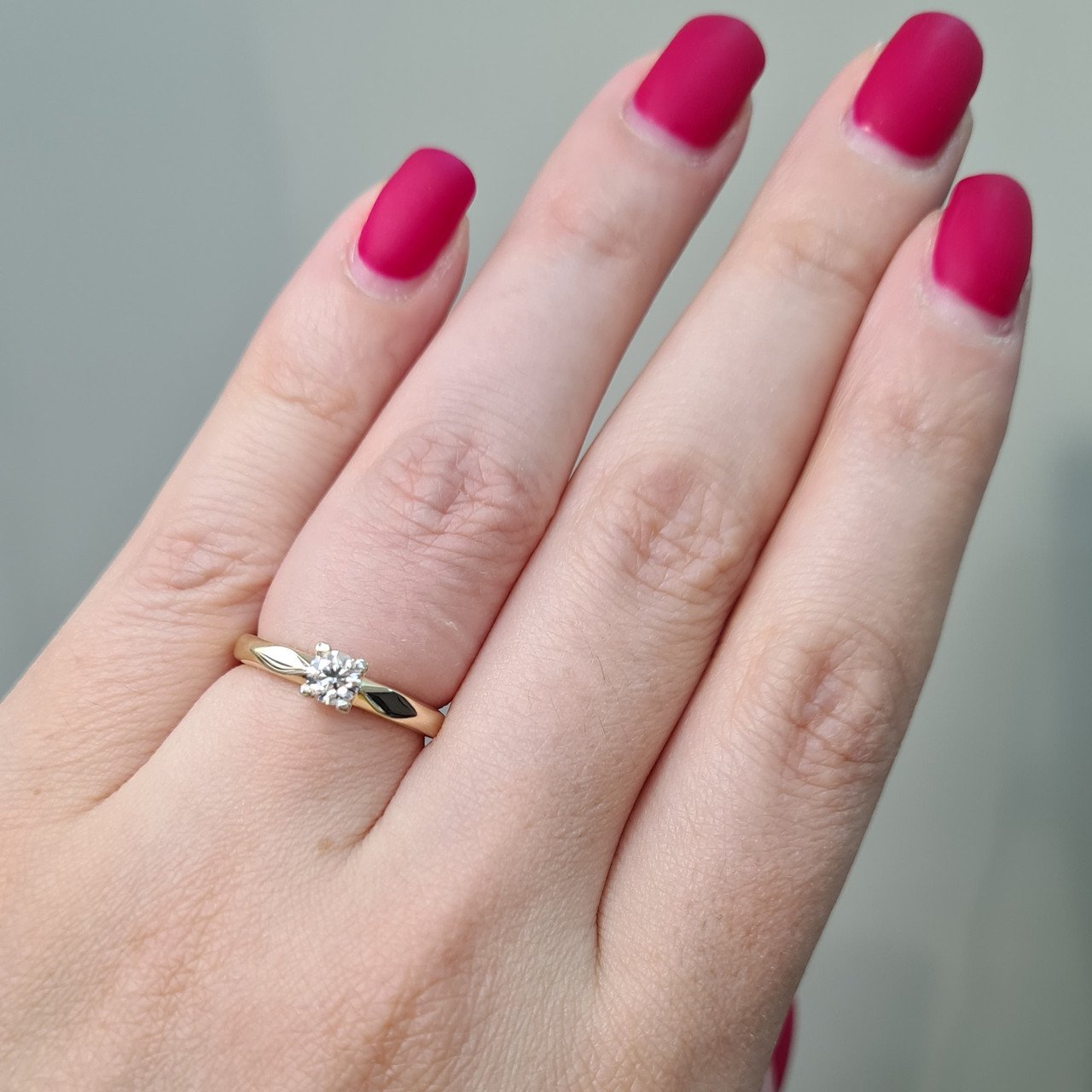 Кольцо Deimantas 97085261 17,5р 2,49гр 0,23ct. купить,NaN
