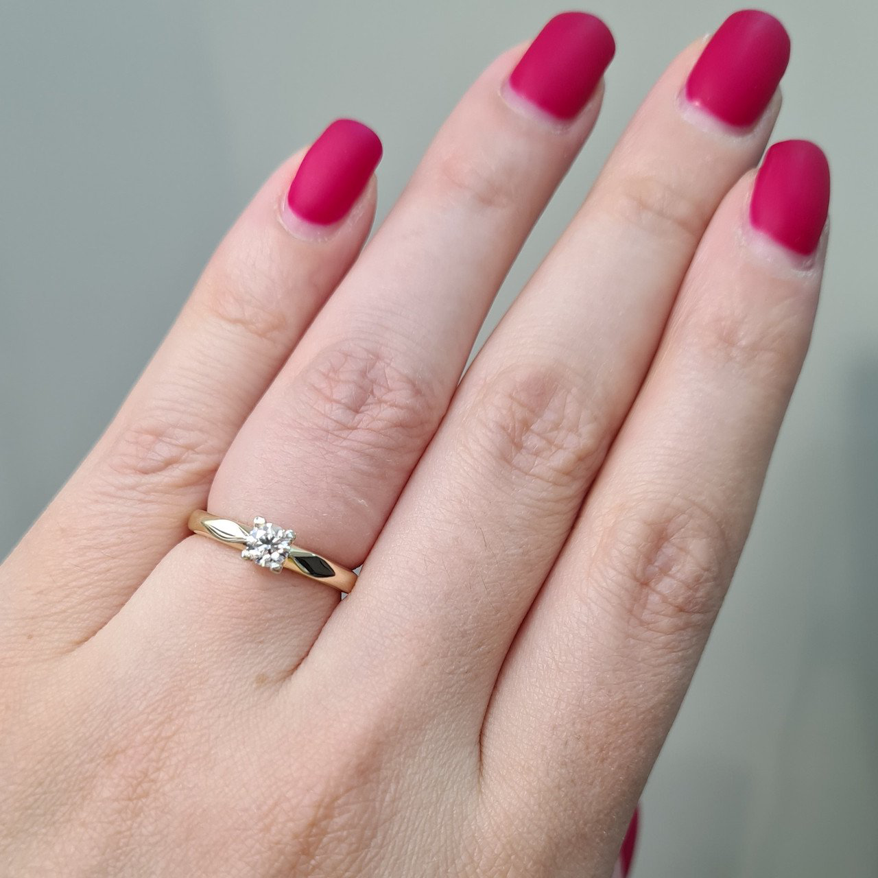 Кольцо Deimantas 97085261 17,5р 2,49гр 0,23ct. купить,NaN