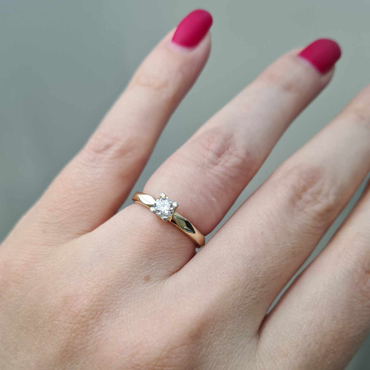 Кольцо Deimantas 97085261 17,5р 2,49гр 0,23ct. купить,NaN