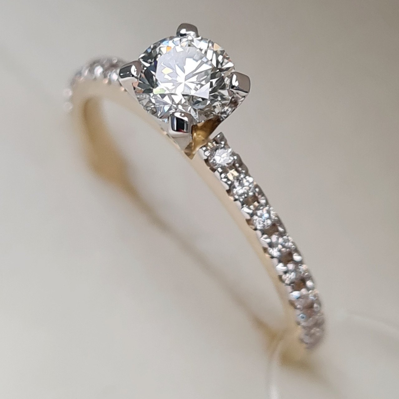 Кольцо Deimantas 91023522 16,51р 1,8гр 0,54ct. купить,NaN