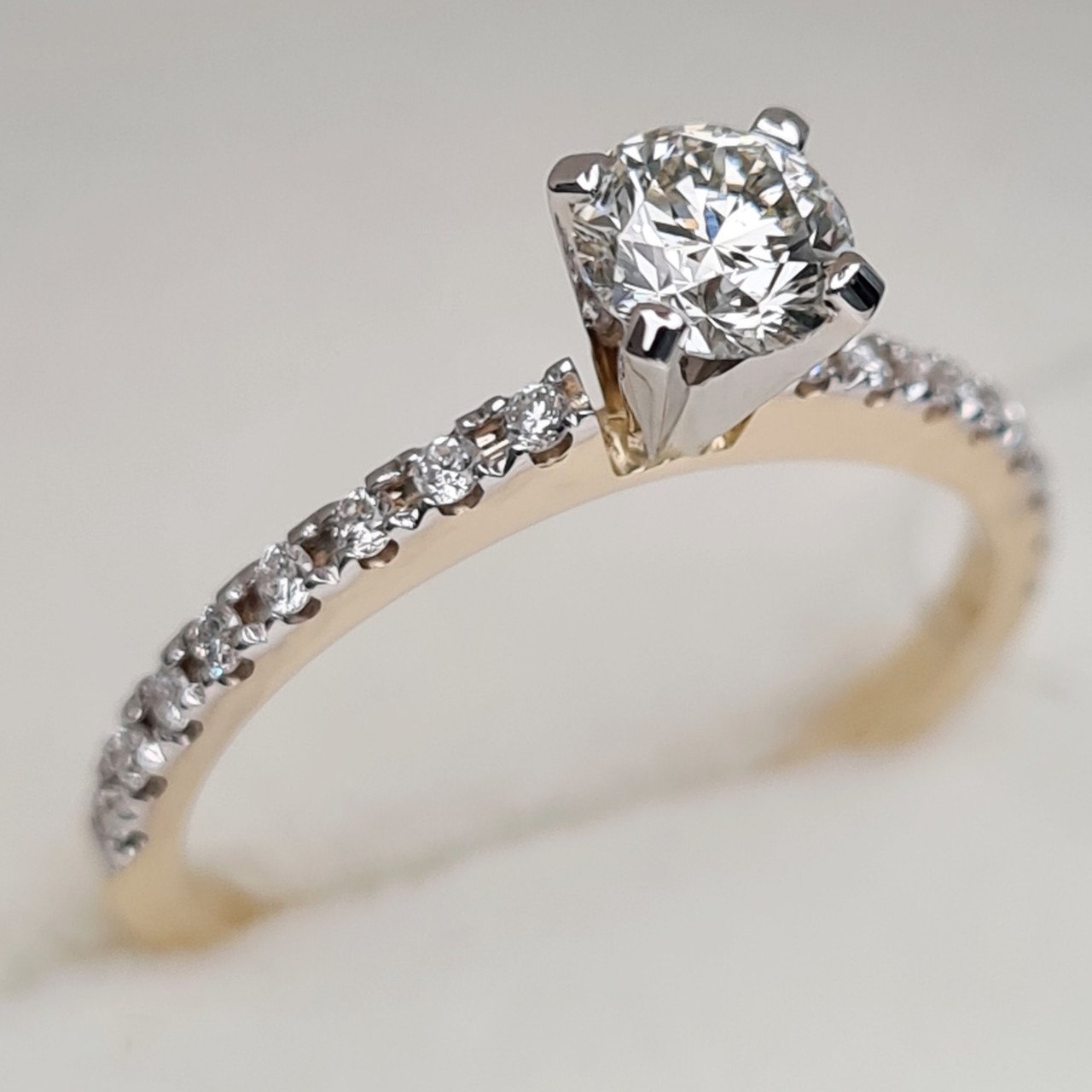 Кольцо Deimantas 91023522 16,51р 1,8гр 0,54ct. купить,NaN