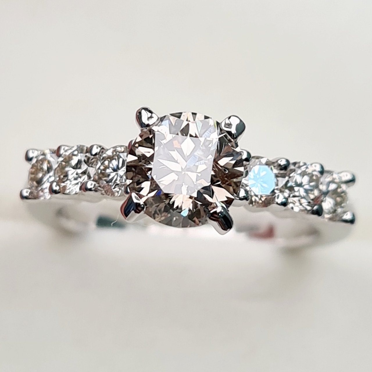 Кольцо Deimantas 91250395 16,5р 3,83гр 1,63ct. купить,NaN
