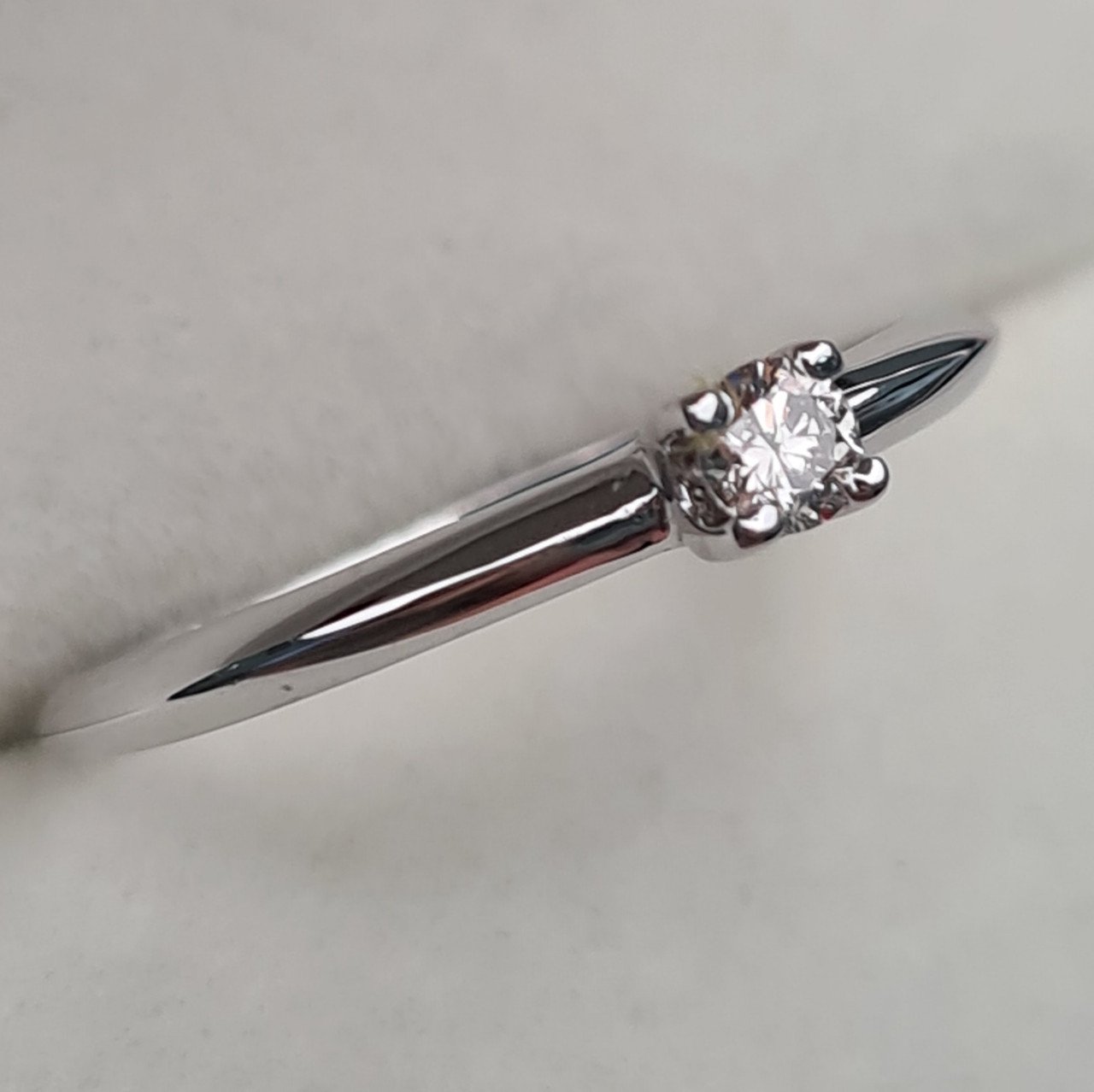 Кольцо Deimantas 97345129 16,5р 1,37гр 0,11ct. купить,NaN