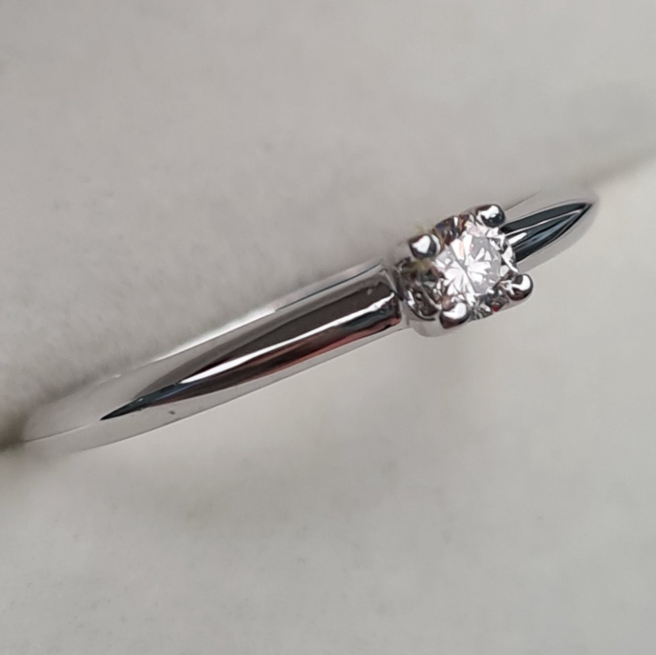 Кольцо Deimantas 97345129 16,5р 1,37гр 0,11ct. купить,NaN