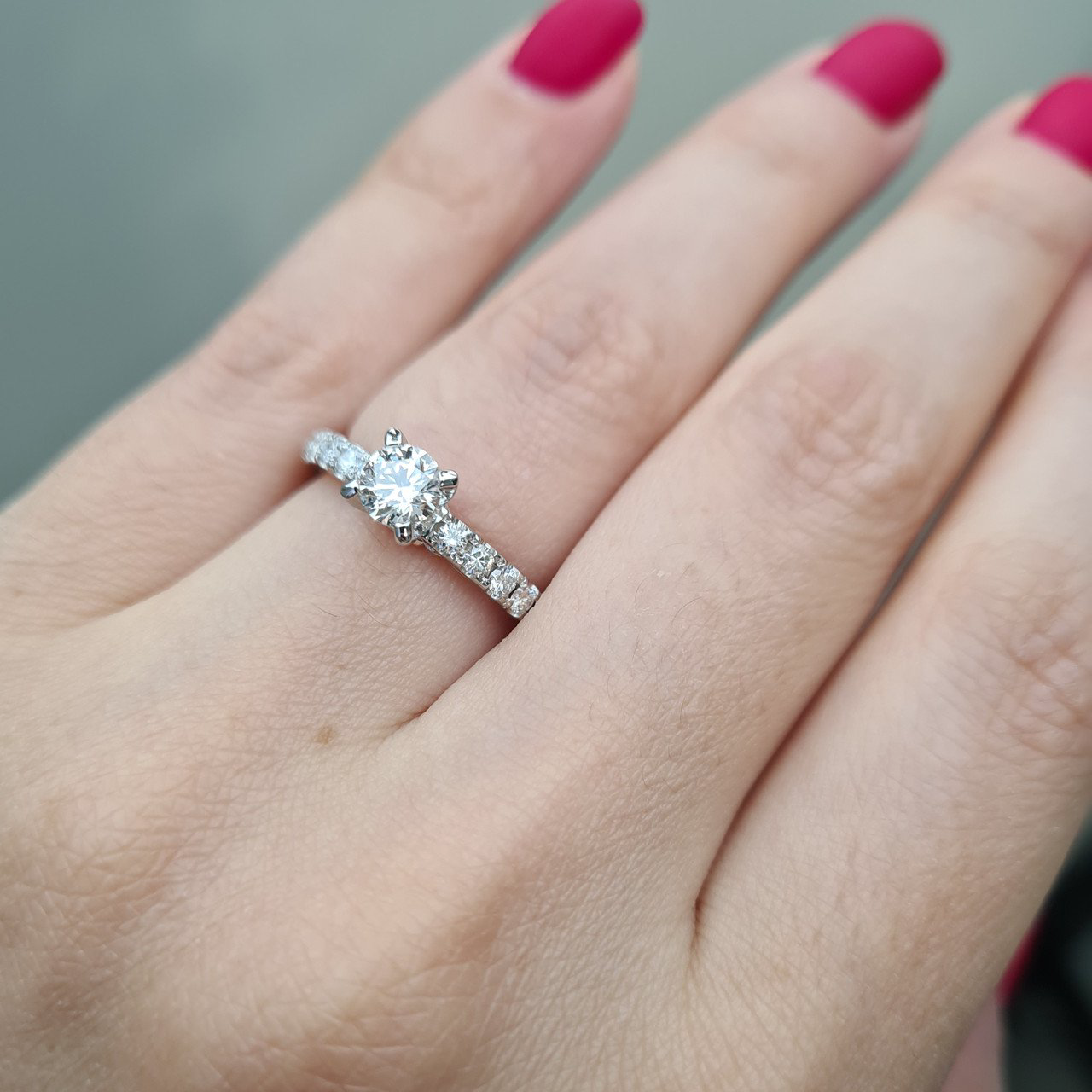 Кольцо Deimantas 91082610 16,5р 3,29гр 0,91ct. купить,NaN