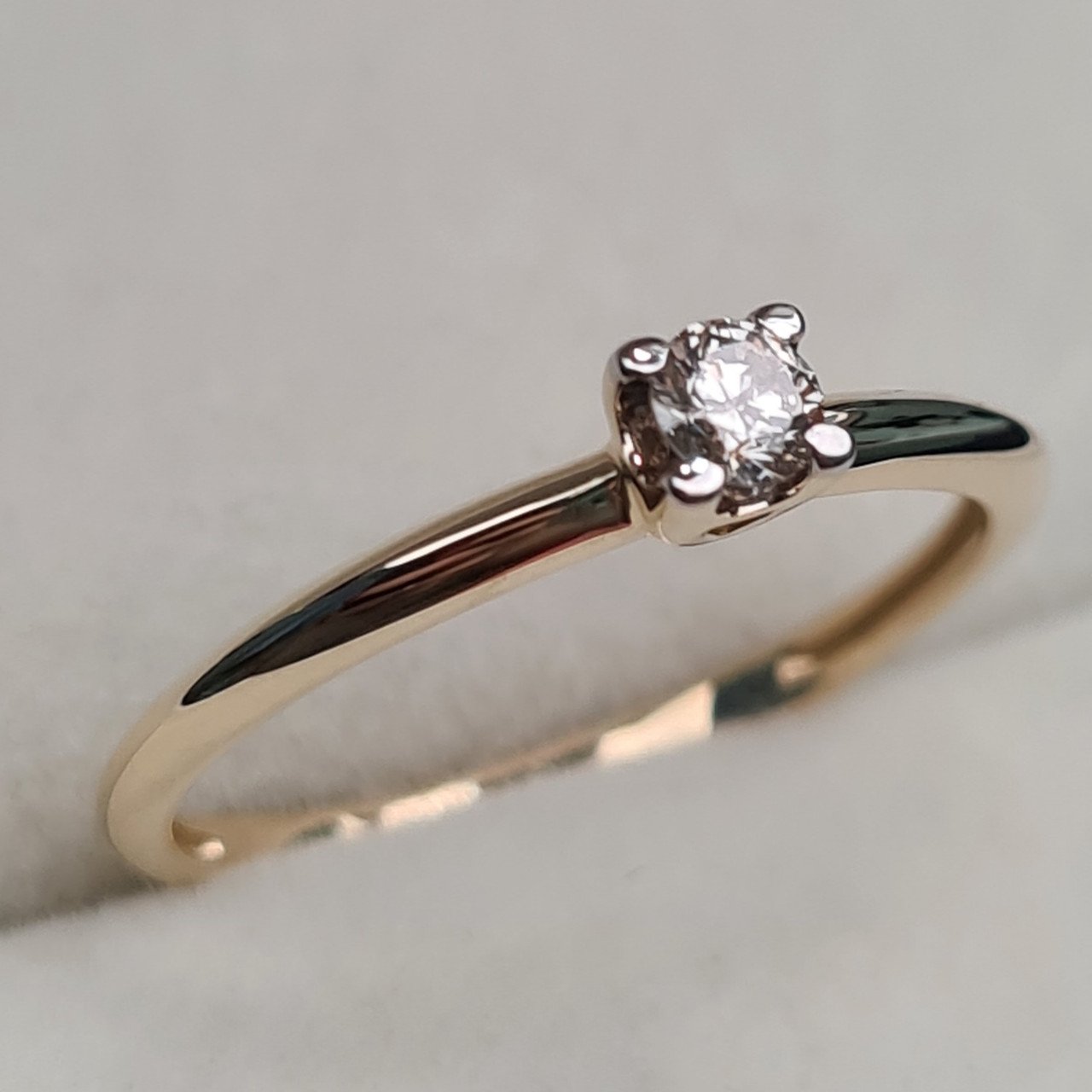 Кольцо Deimantas 97346458 16,5р 1,35гр 0,11ct. купить,NaN