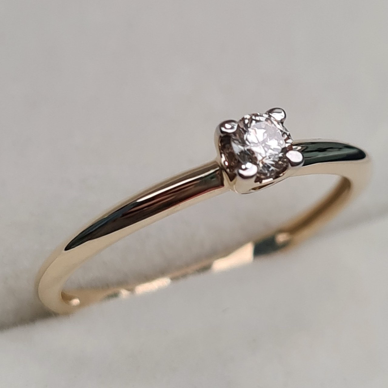 Кольцо Deimantas 97346458 16,5р 1,35гр 0,11ct. купить,NaN