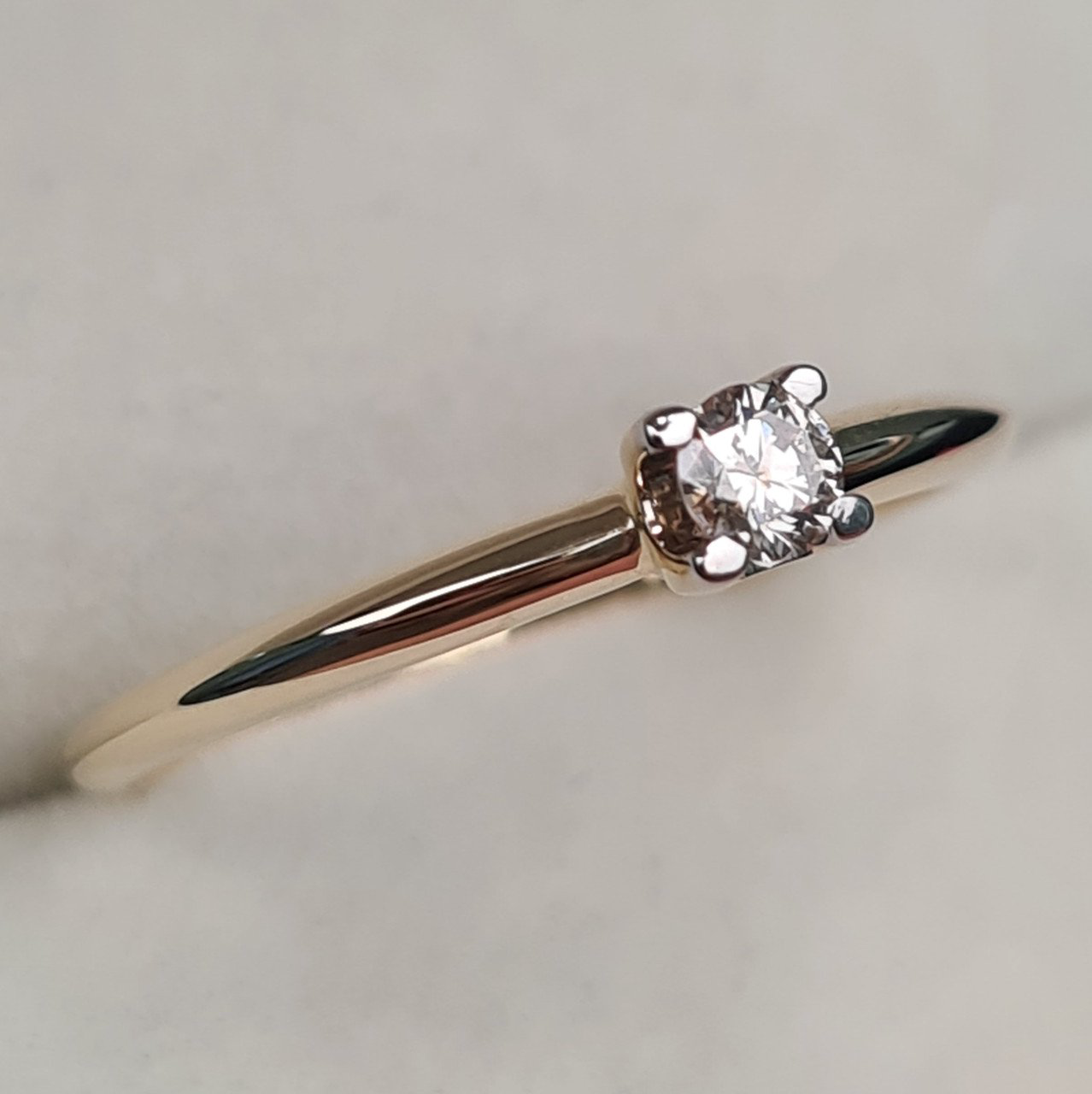 Кольцо Deimantas 97346458 16,5р 1,35гр 0,11ct. купить,NaN