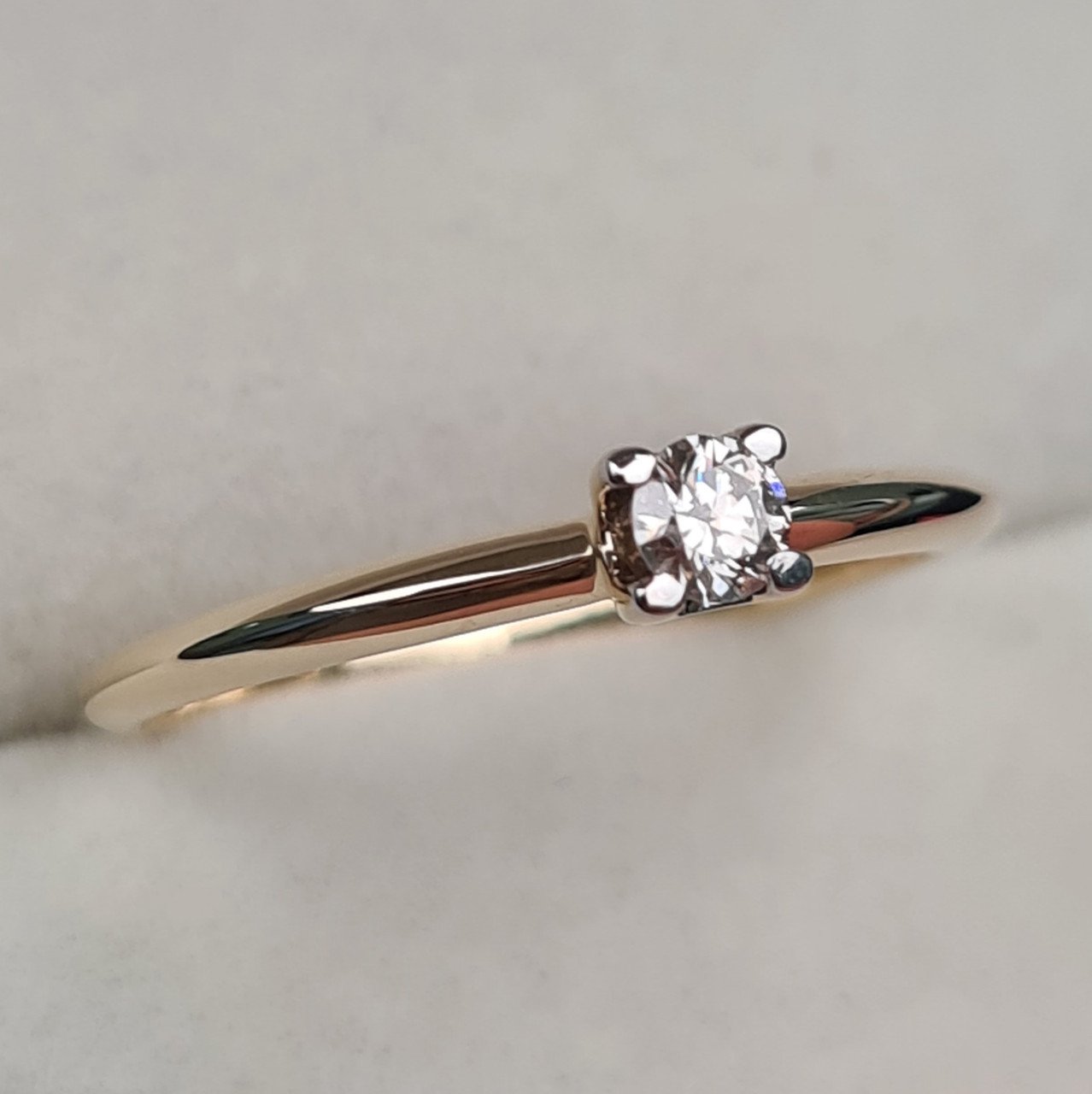 Кольцо Deimantas 97346458 16,5р 1,35гр 0,11ct. купить,NaN