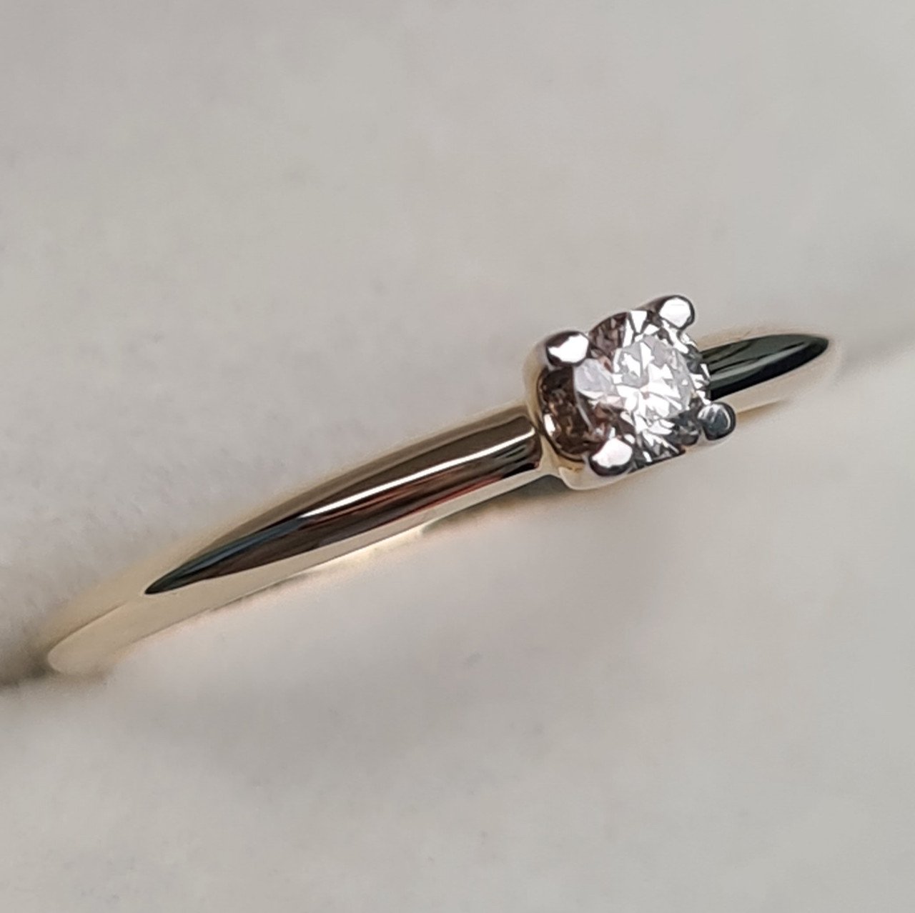 Кольцо Deimantas 97346458 16,5р 1,35гр 0,11ct. купить,NaN