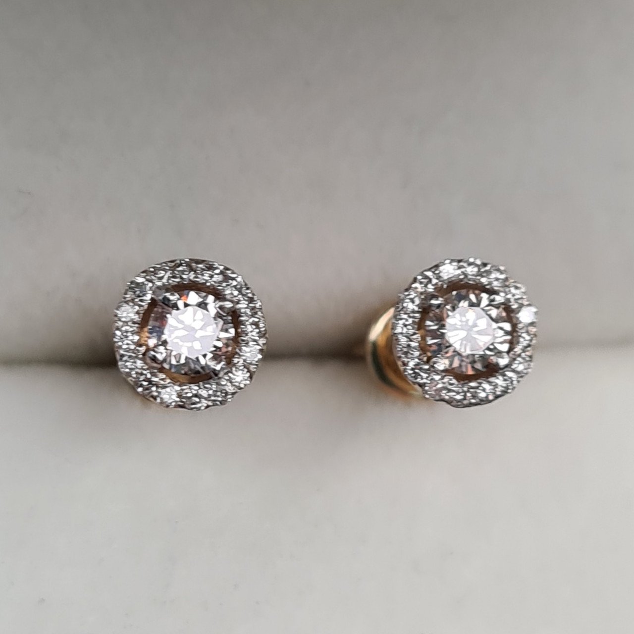 Серьги Deimantas 95525309 2,11гр 0,43ct. купить,NaN