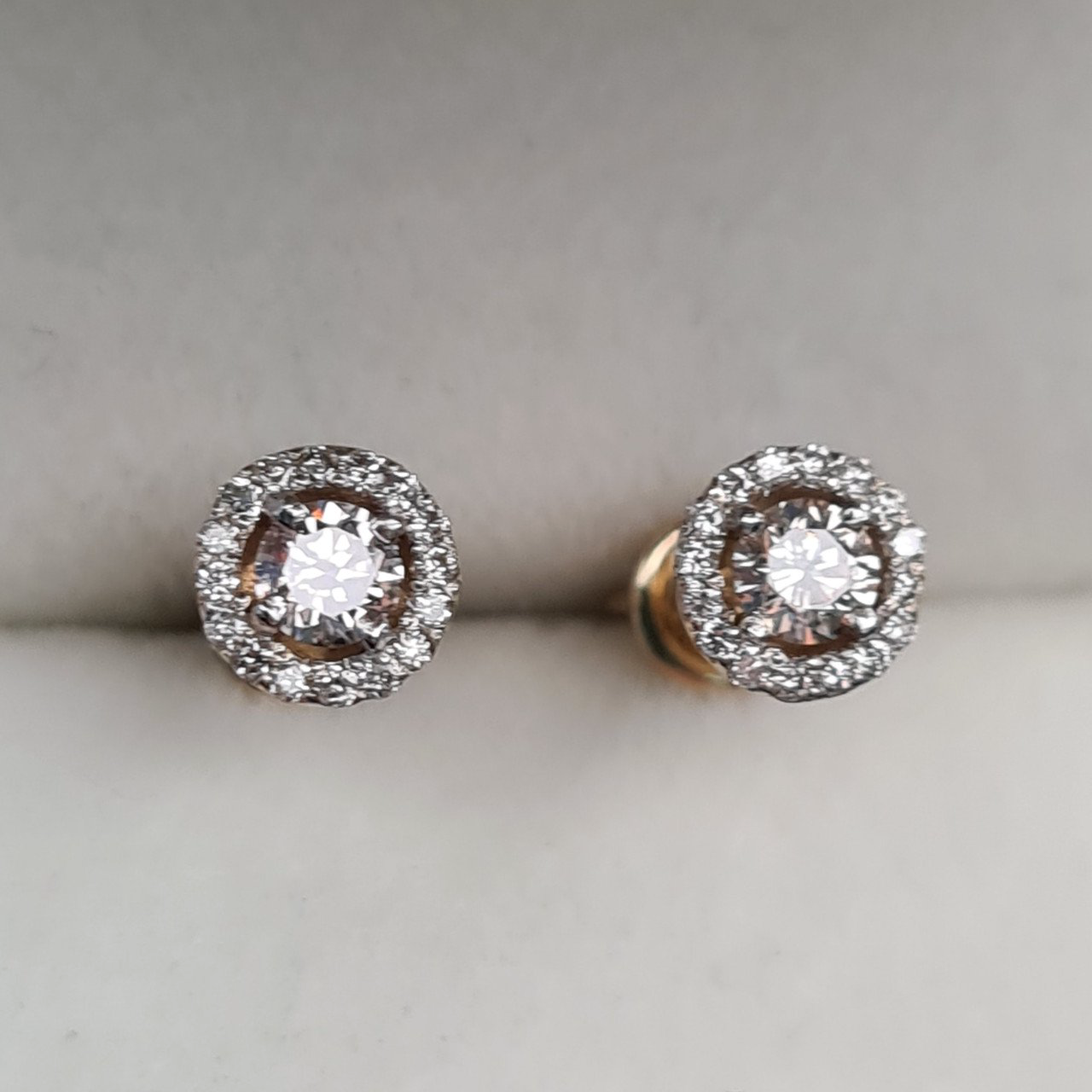 Серьги Deimantas 95525309 2,11гр 0,43ct. купить,NaN