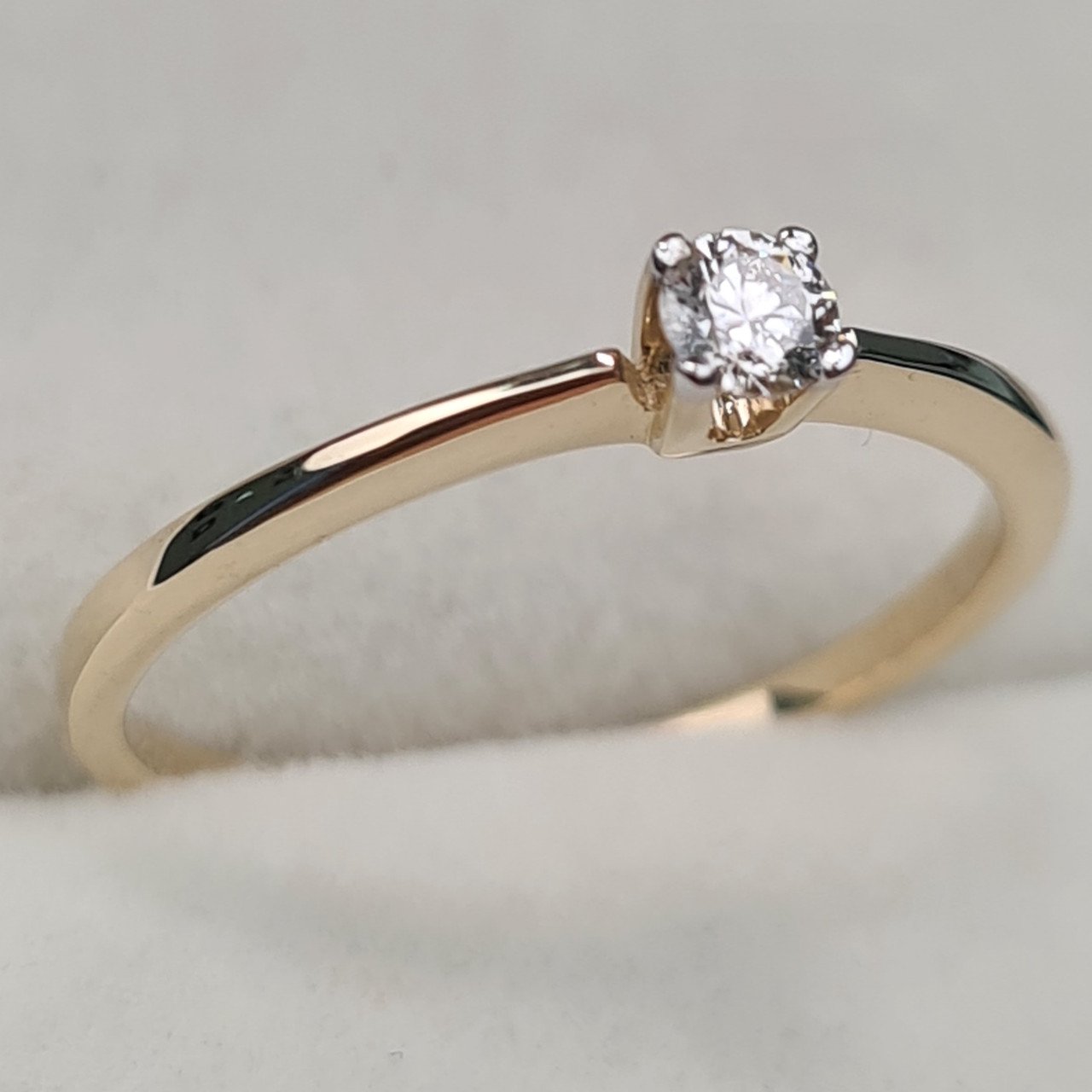 Кольцо Deimantas 97346482 16,5р 1,27гр 0,11ct. купить,NaN