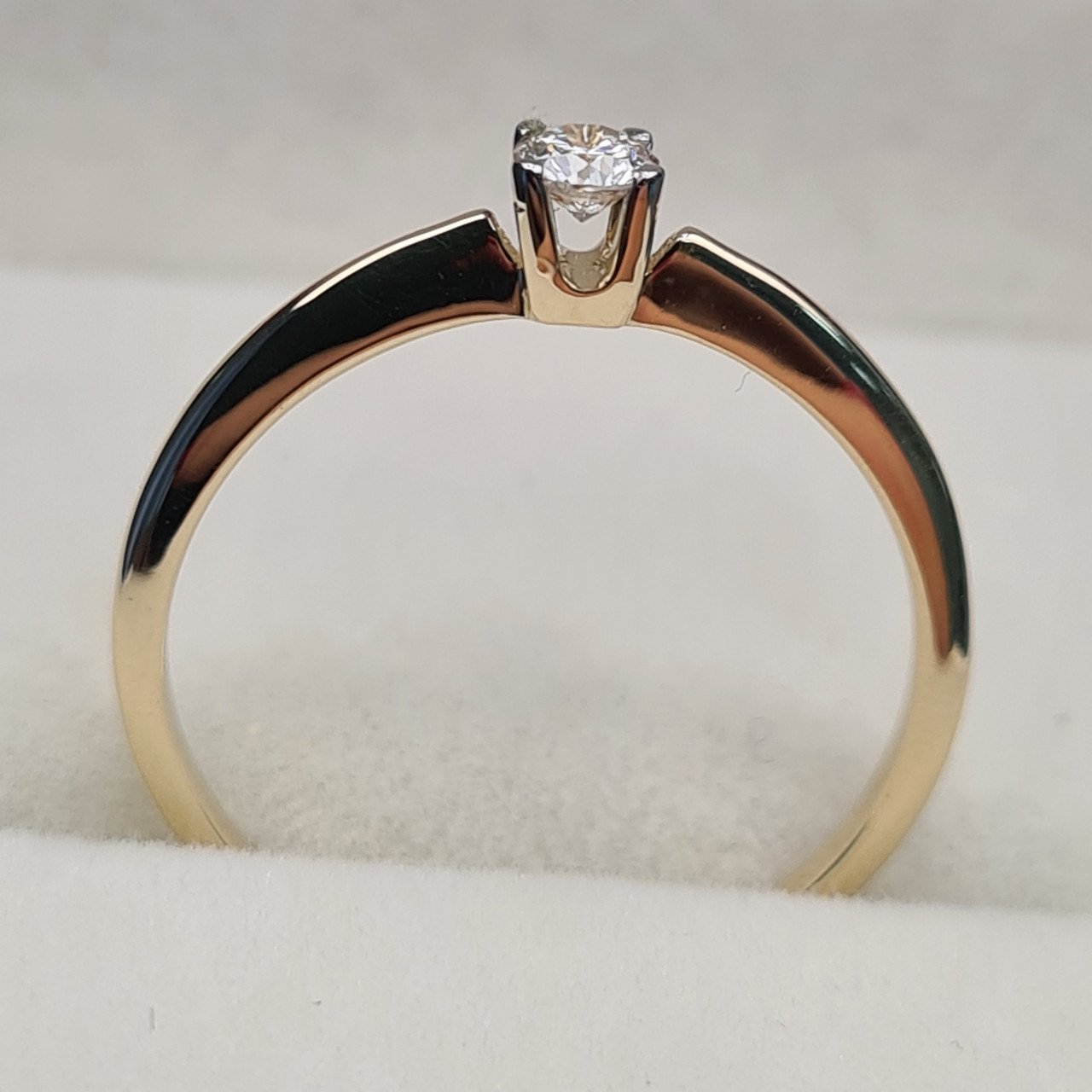 Кольцо Deimantas 97346482 16,5р 1,27гр 0,11ct. купить,NaN