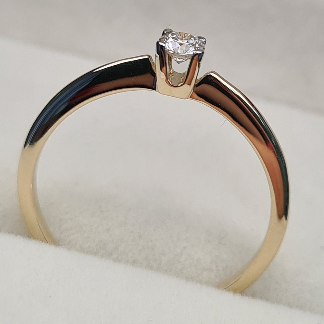 Кольцо Deimantas 97346482 16,5р 1,27гр 0,11ct. купить,NaN