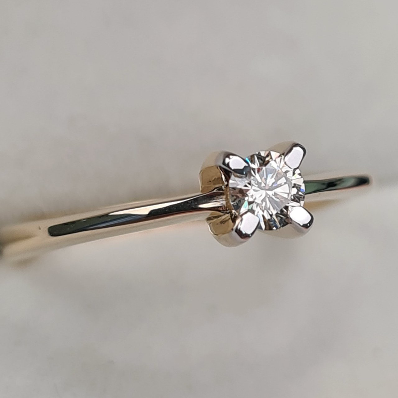 Кольцо Deimantas 97346488 17р 2,78гр 0,19ct. купить,NaN