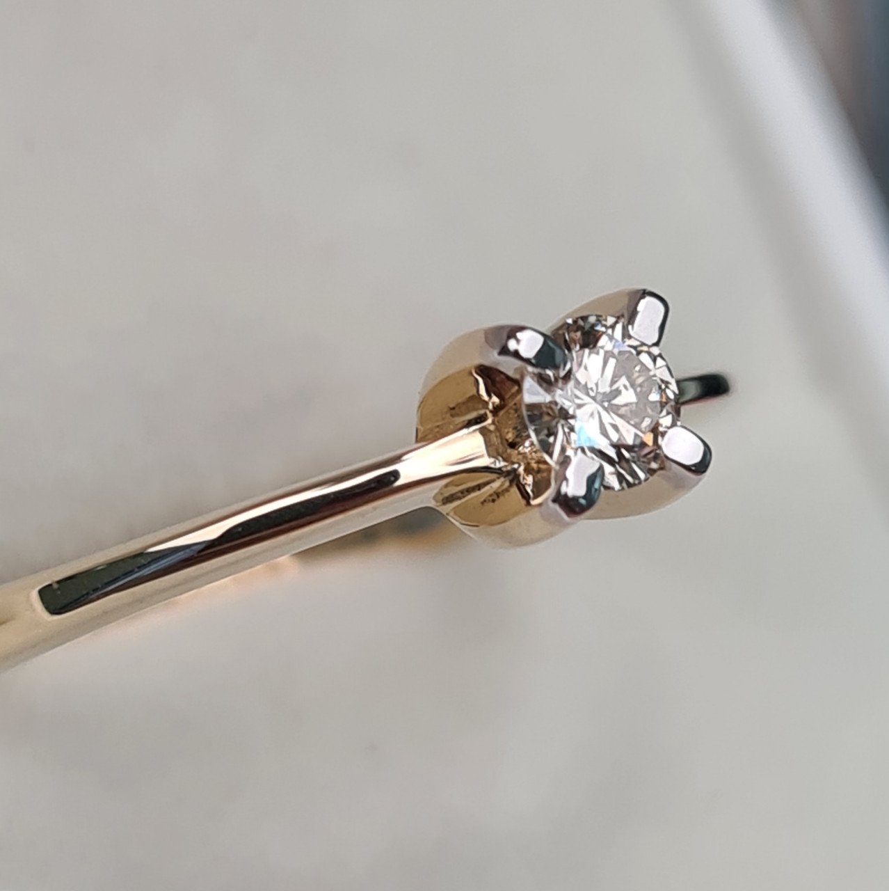 Кольцо Deimantas 97346488 17р 2,78гр 0,19ct. купить,NaN