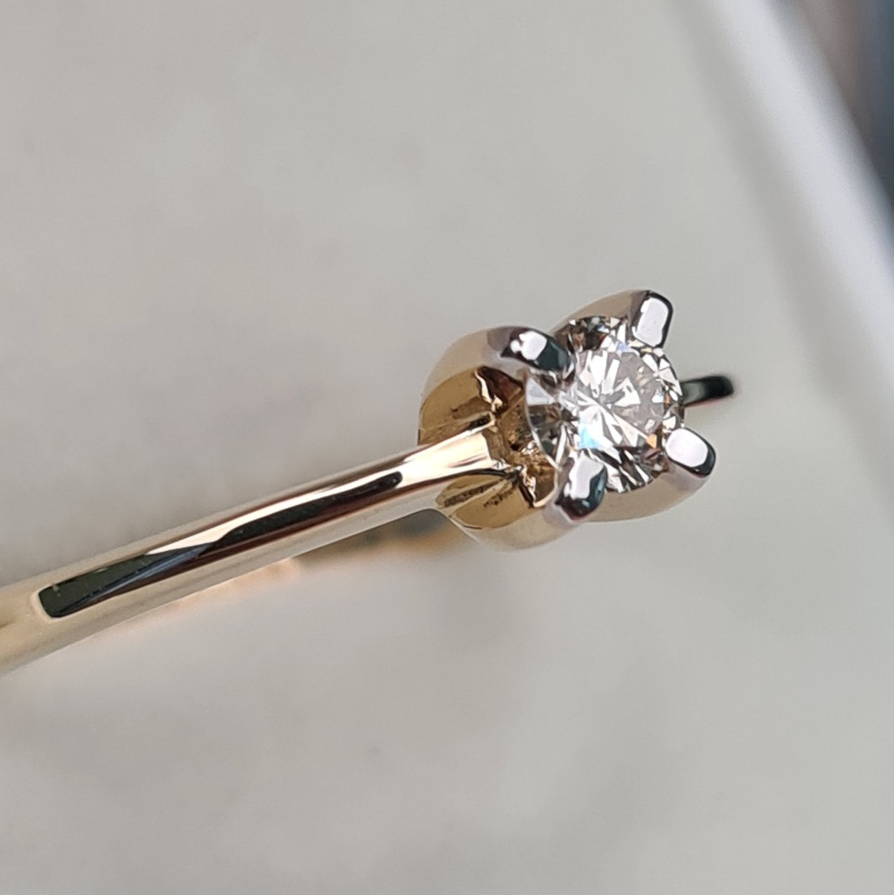 Кольцо Deimantas 97346488 17р 2,78гр 0,19ct. купить,NaN