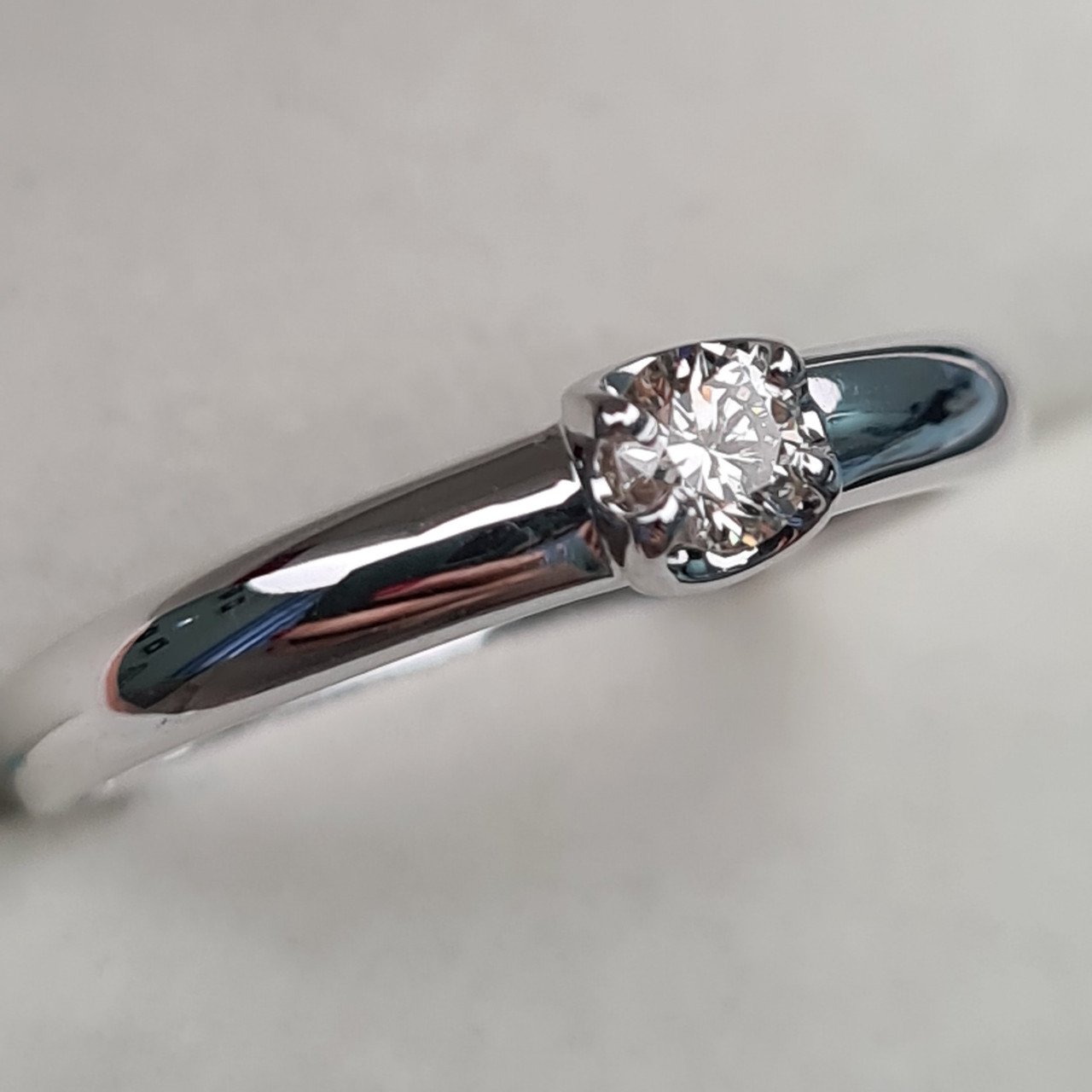 Кольцо Deimantas 97349014 17р 1,96гр 0,16ct. купить,NaN