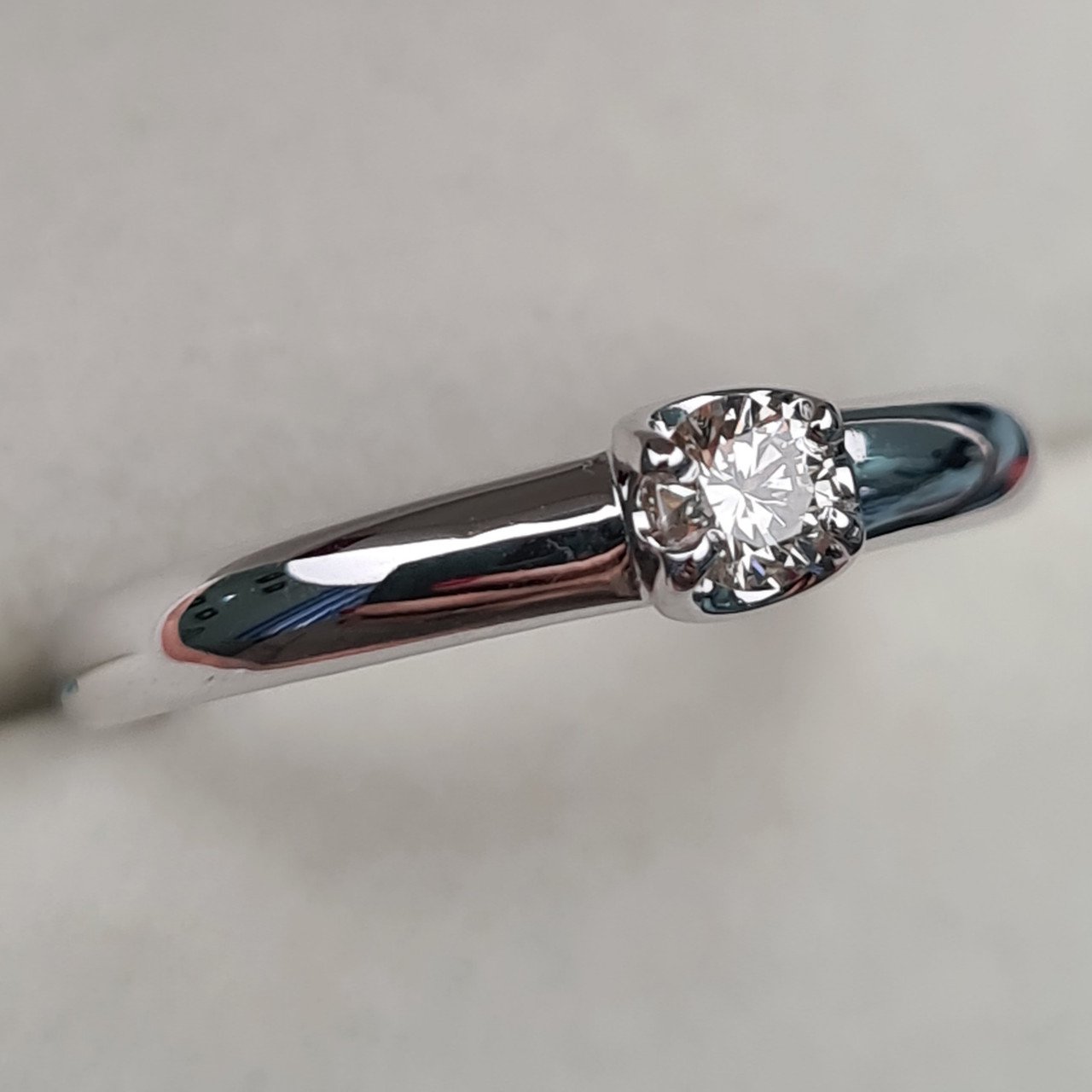 Кольцо Deimantas 97349014 17р 1,96гр 0,16ct. купить,NaN
