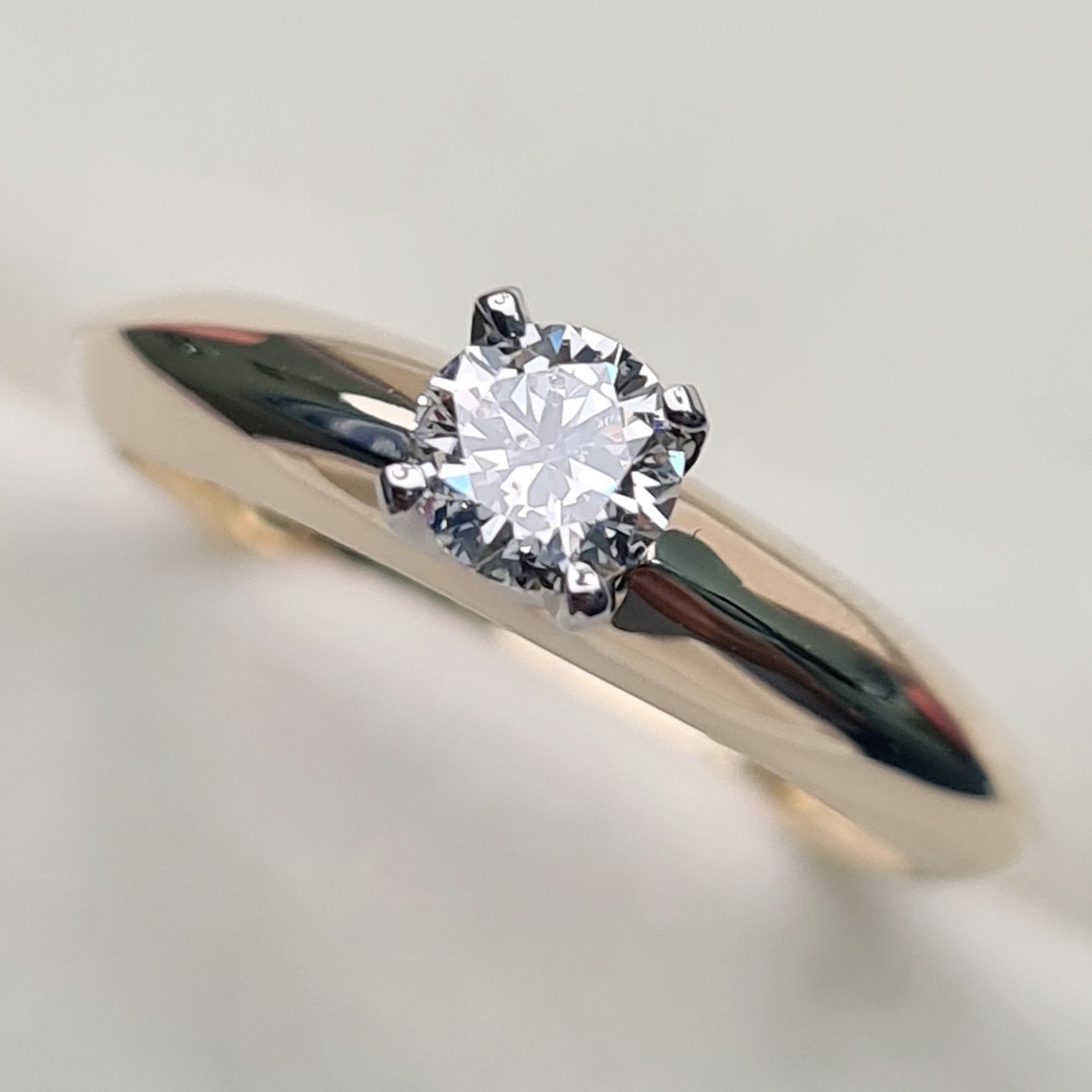 Кольцо Deimantas 91794477 16,5р 3,33гр 0,30ct. купить,NaN