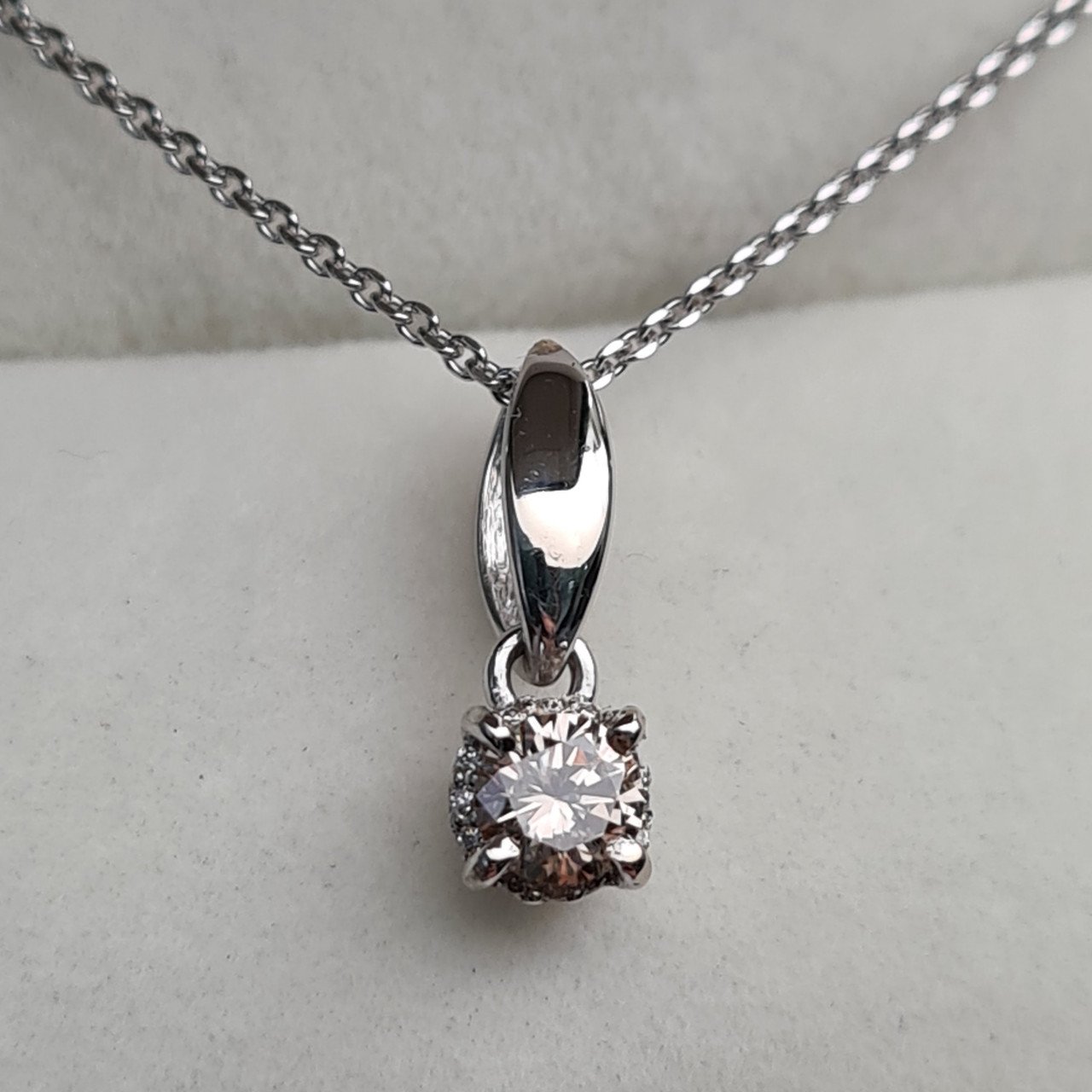 Колье Deimantas 95525386 40см 1,88гр 0,24ct. купить,NaN