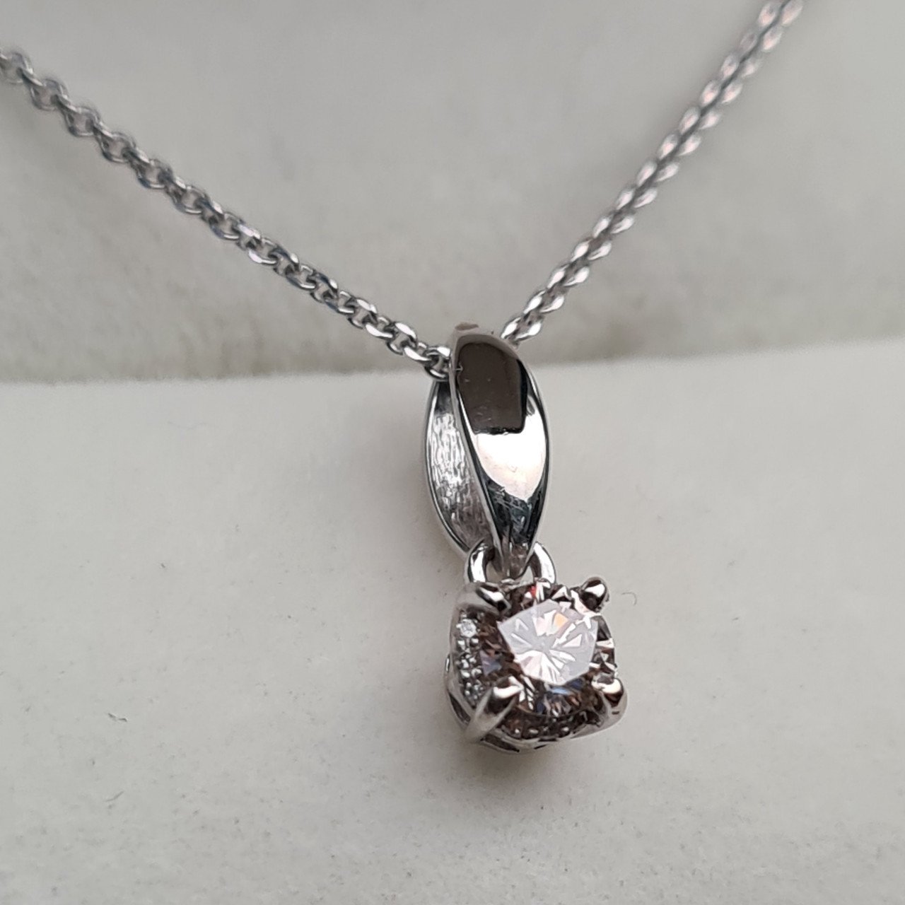 Колье Deimantas 95525386 40см 1,88гр 0,24ct. купить,NaN