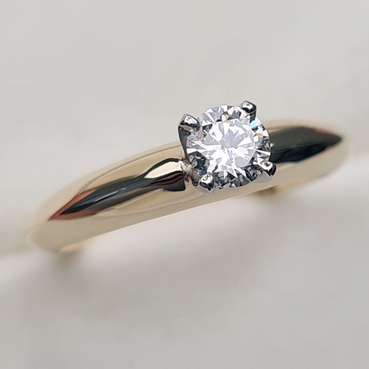 Кольцо Deimantas 91794477 16,5р 3,33гр 0,30ct. купить,NaN