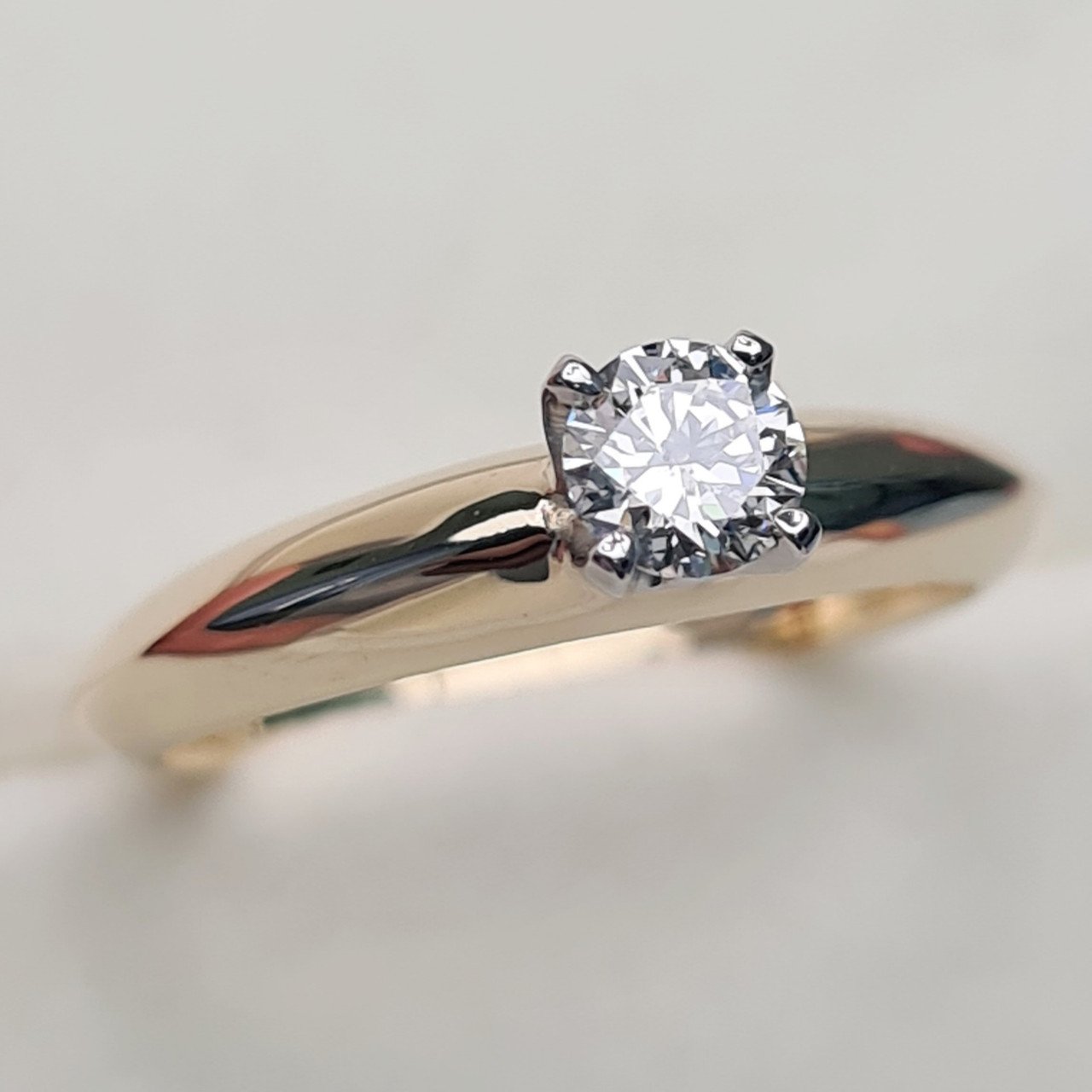 Кольцо Deimantas 91794518 16,5р 3,26гр 0,30ct. купить,NaN