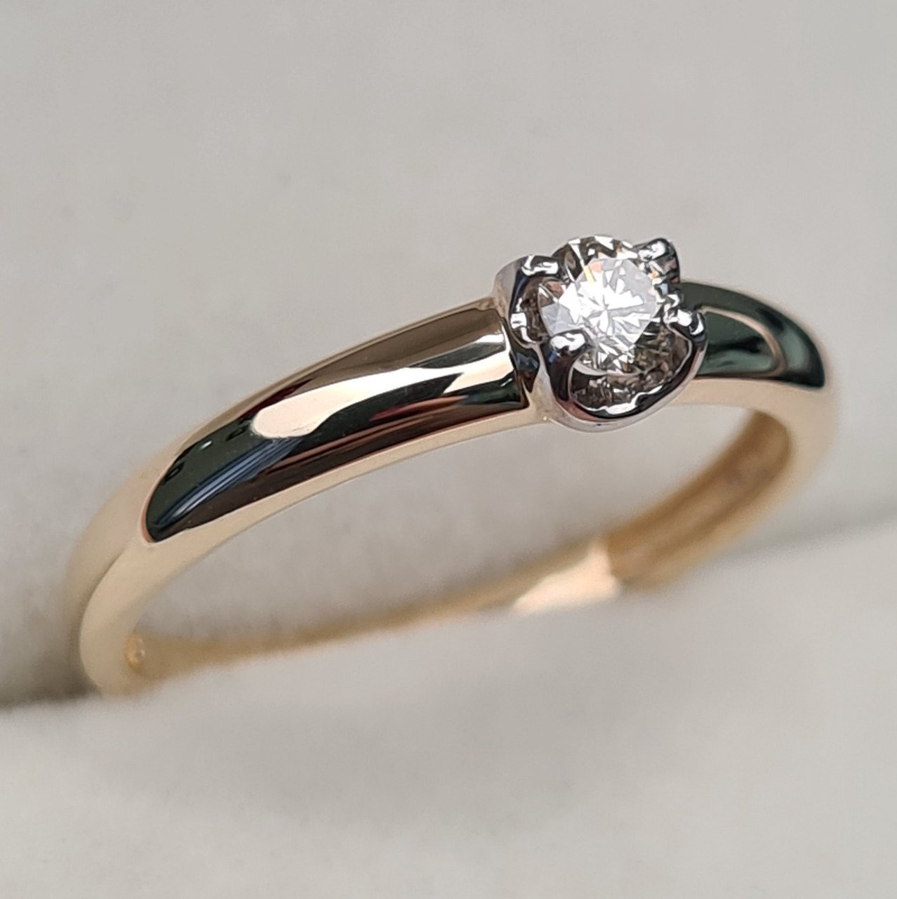 Кольцо Deimantas 97349032 16,5р 1,65гр 0,14ct. купить,NaN