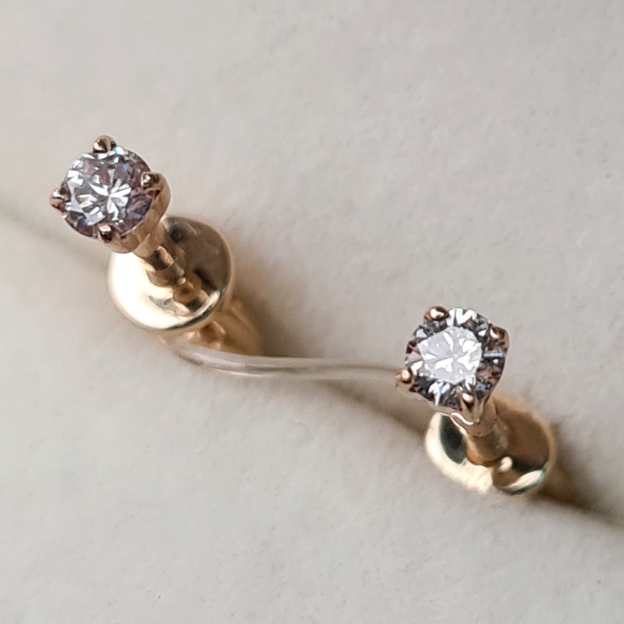 Серьги Deimantas 95743087 0,98гр 0,15ct. купить,NaN