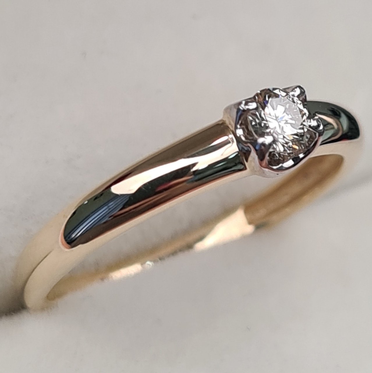 Кольцо Deimantas 97349032 16,5р 1,65гр 0,14ct. купить,NaN
