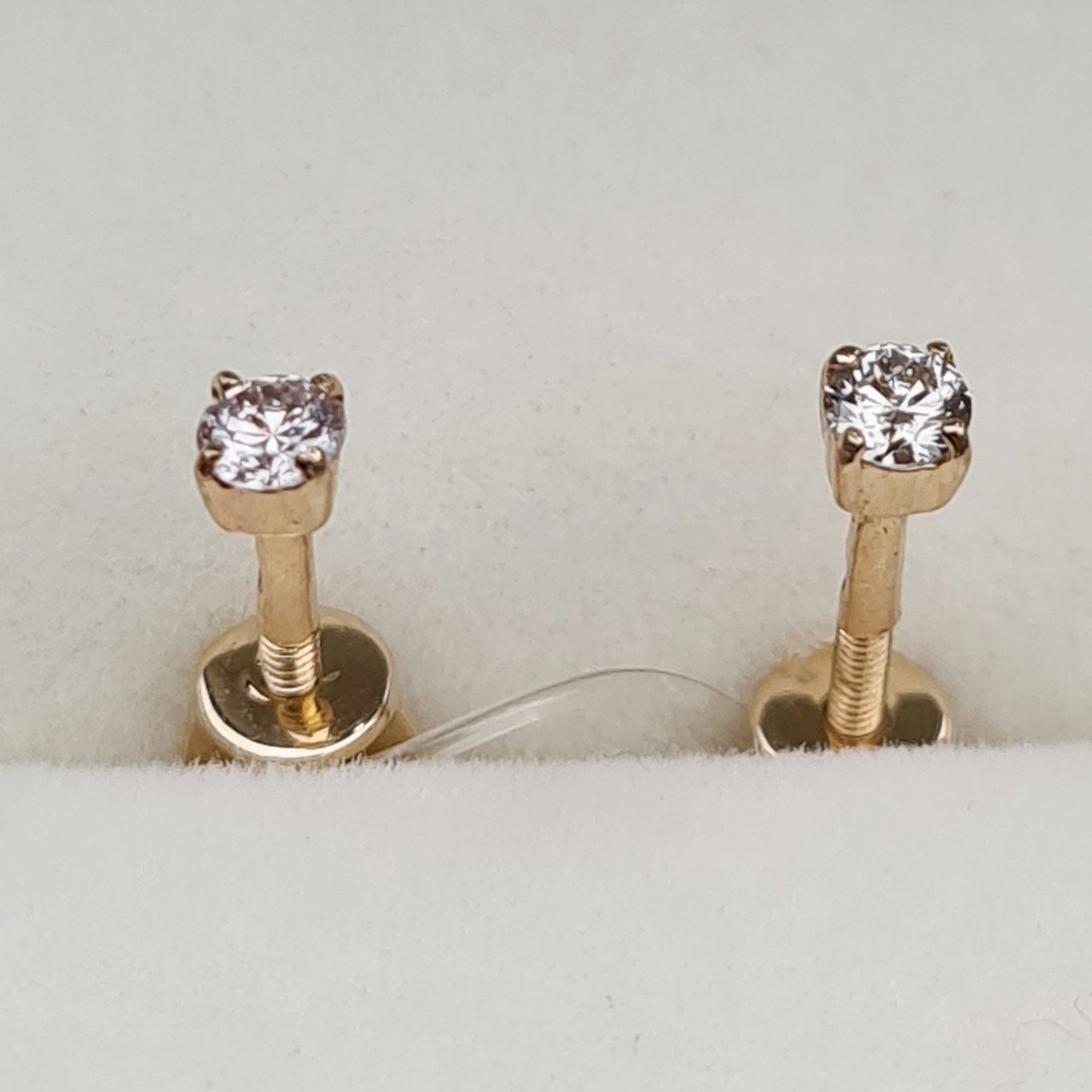 Серьги Deimantas 95743087 0,98гр 0,15ct. купить,NaN