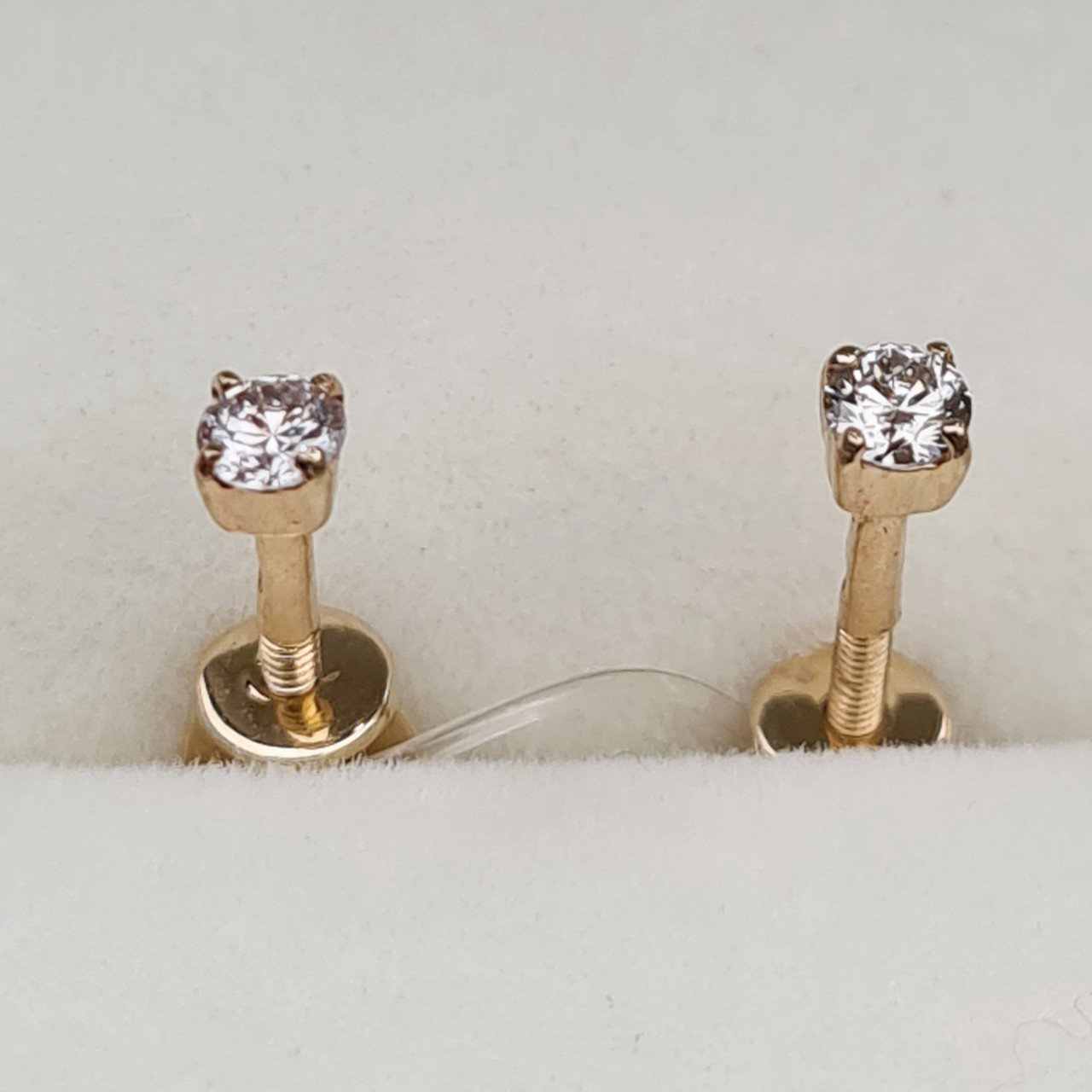 Серьги Deimantas 95743087 0,98гр 0,15ct. купить,NaN