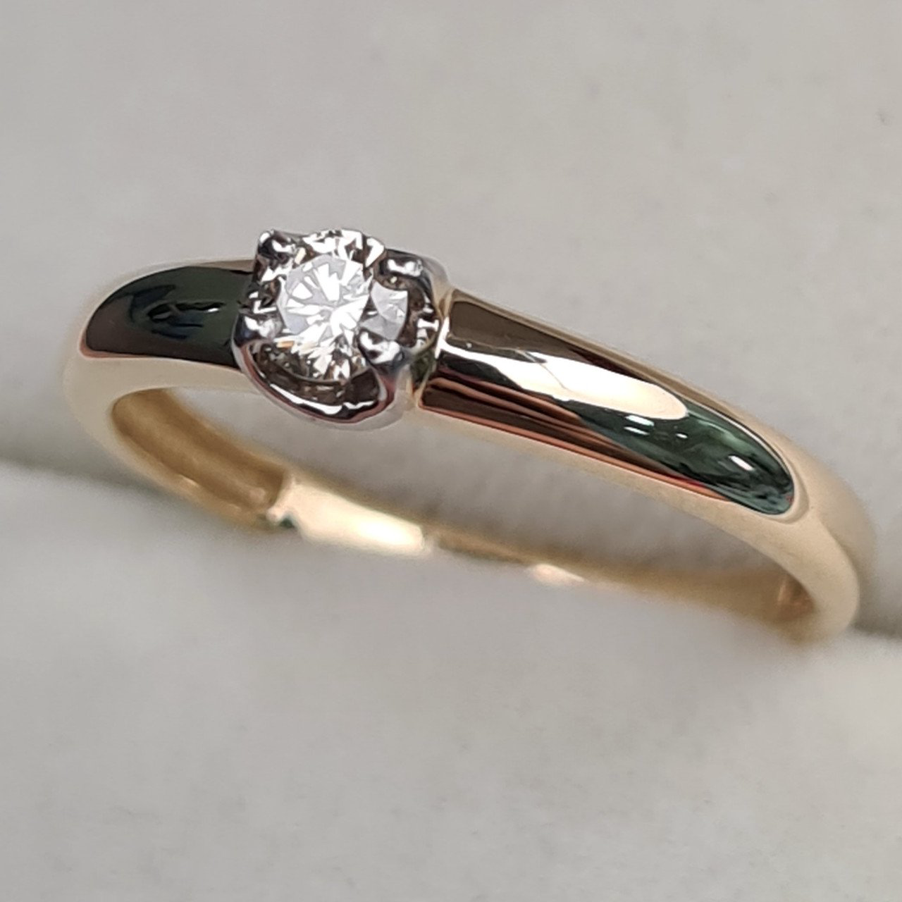 Кольцо Deimantas 97349032 16,5р 1,65гр 0,14ct. купить,NaN