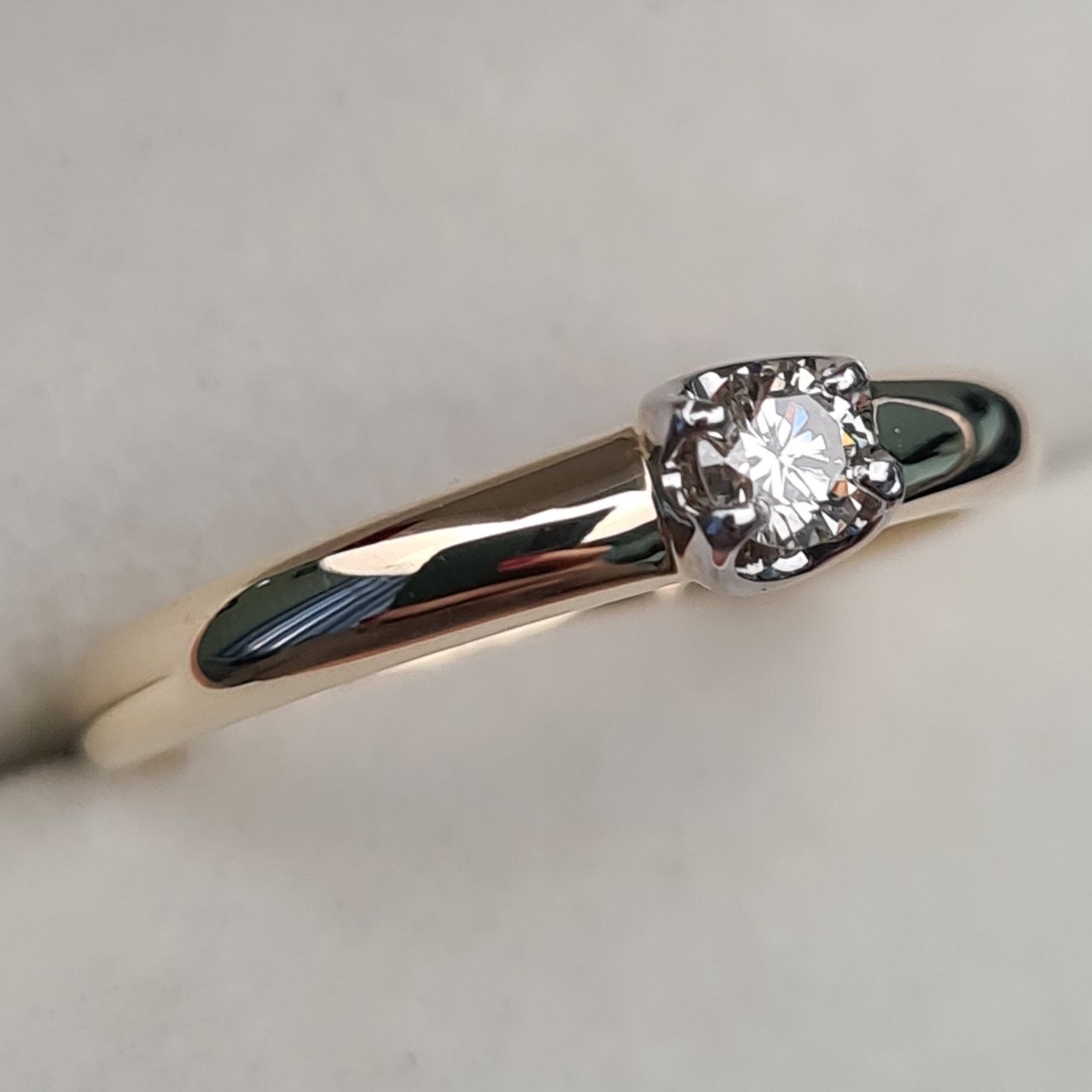 Кольцо Deimantas 97349032 16,5р 1,65гр 0,14ct. купить,NaN
