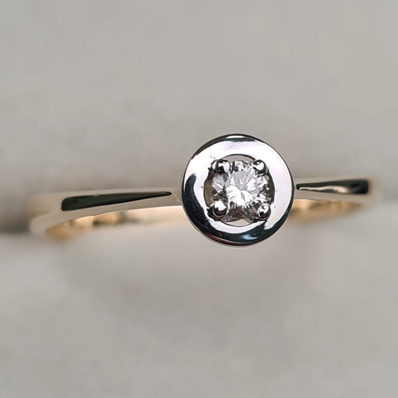 Кольцо Deimantas 97349049 16,5р 1,68гр 0,082ct. купить,NaN