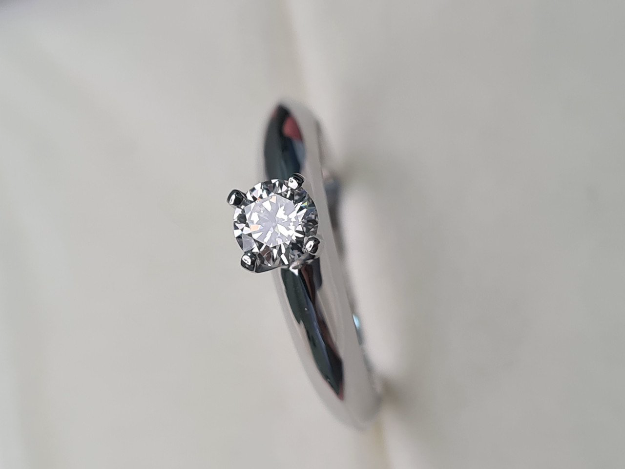 Кольцо Deimantas 91794760 16,5р 3,25гр 0,31ct. купить,NaN