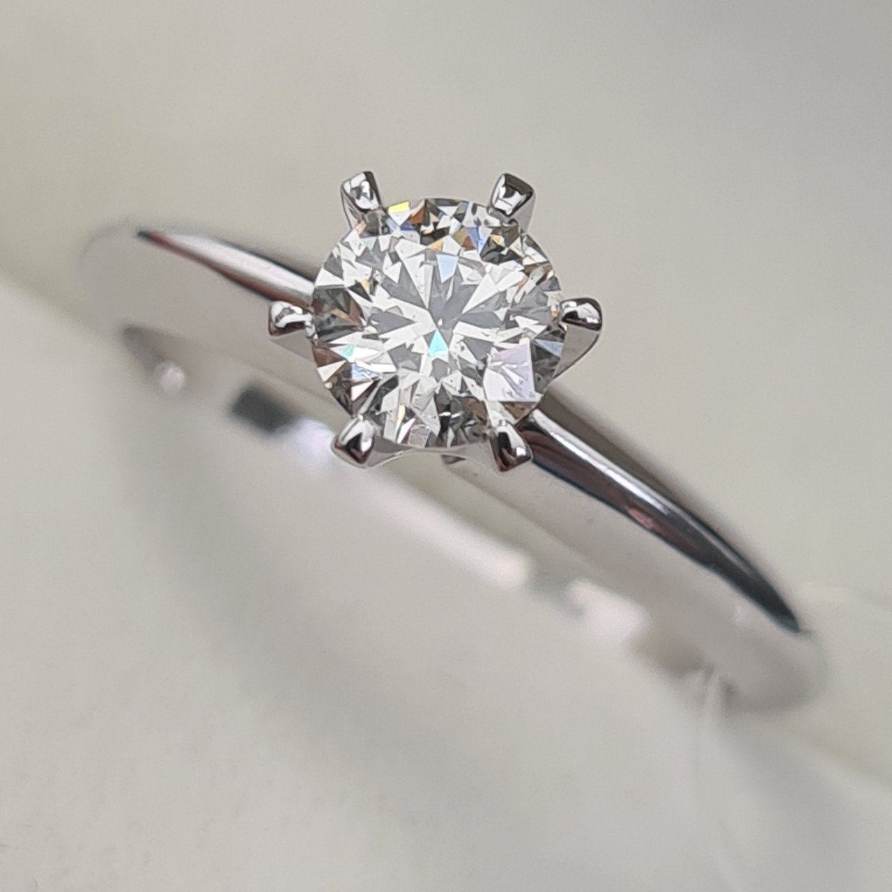 Кольцо Deimantas 95774380 16,51р 2,73гр 0,52ct. купить,NaN