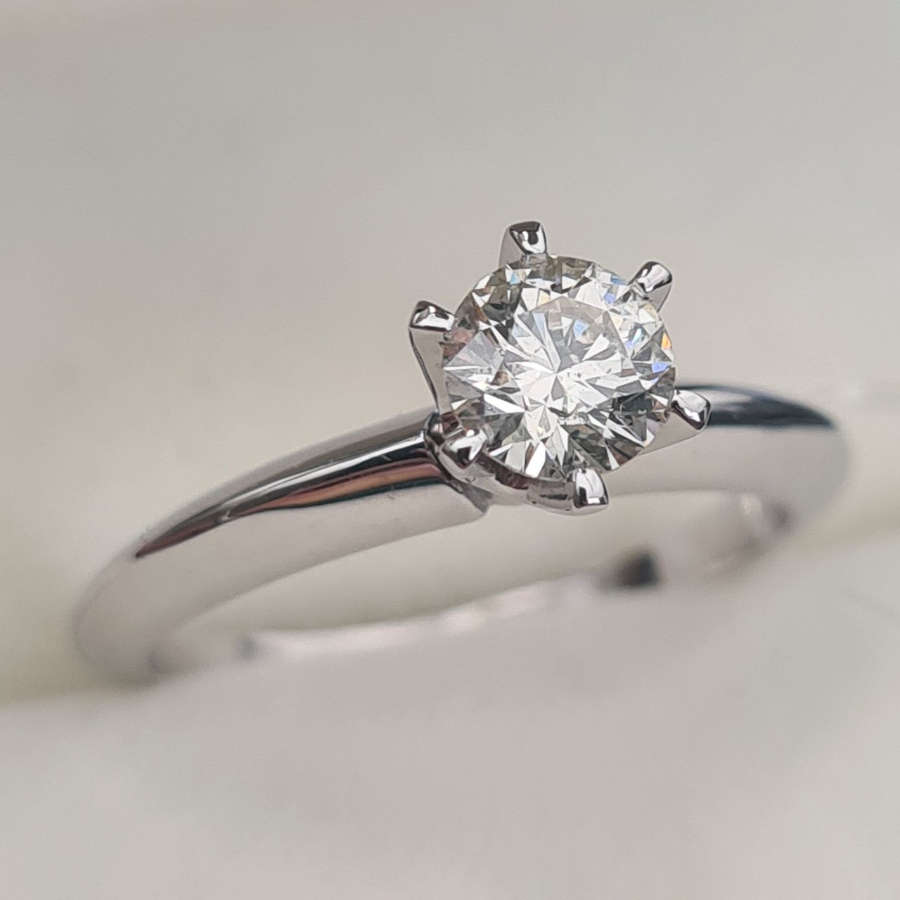 Кольцо Deimantas 95774380 16,51р 2,73гр 0,52ct. купить,NaN