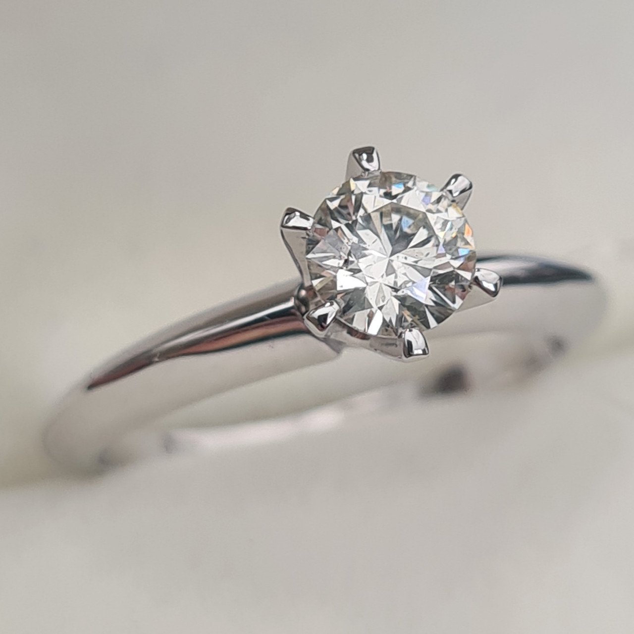 Кольцо Deimantas 95774380 16,51р 2,73гр 0,52ct. купить,NaN