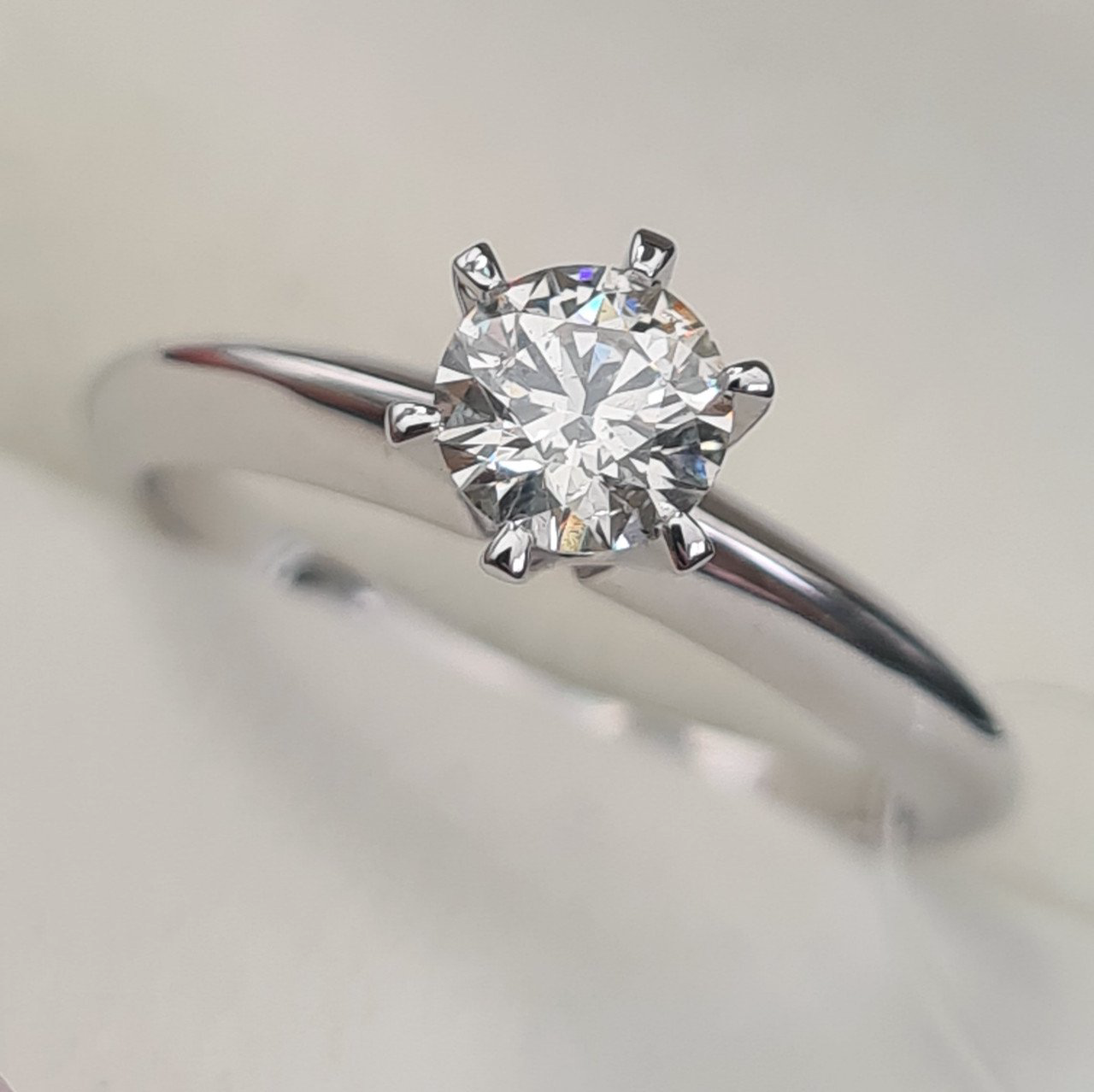 Кольцо Deimantas 95774380 16,51р 2,73гр 0,52ct. купить,NaN
