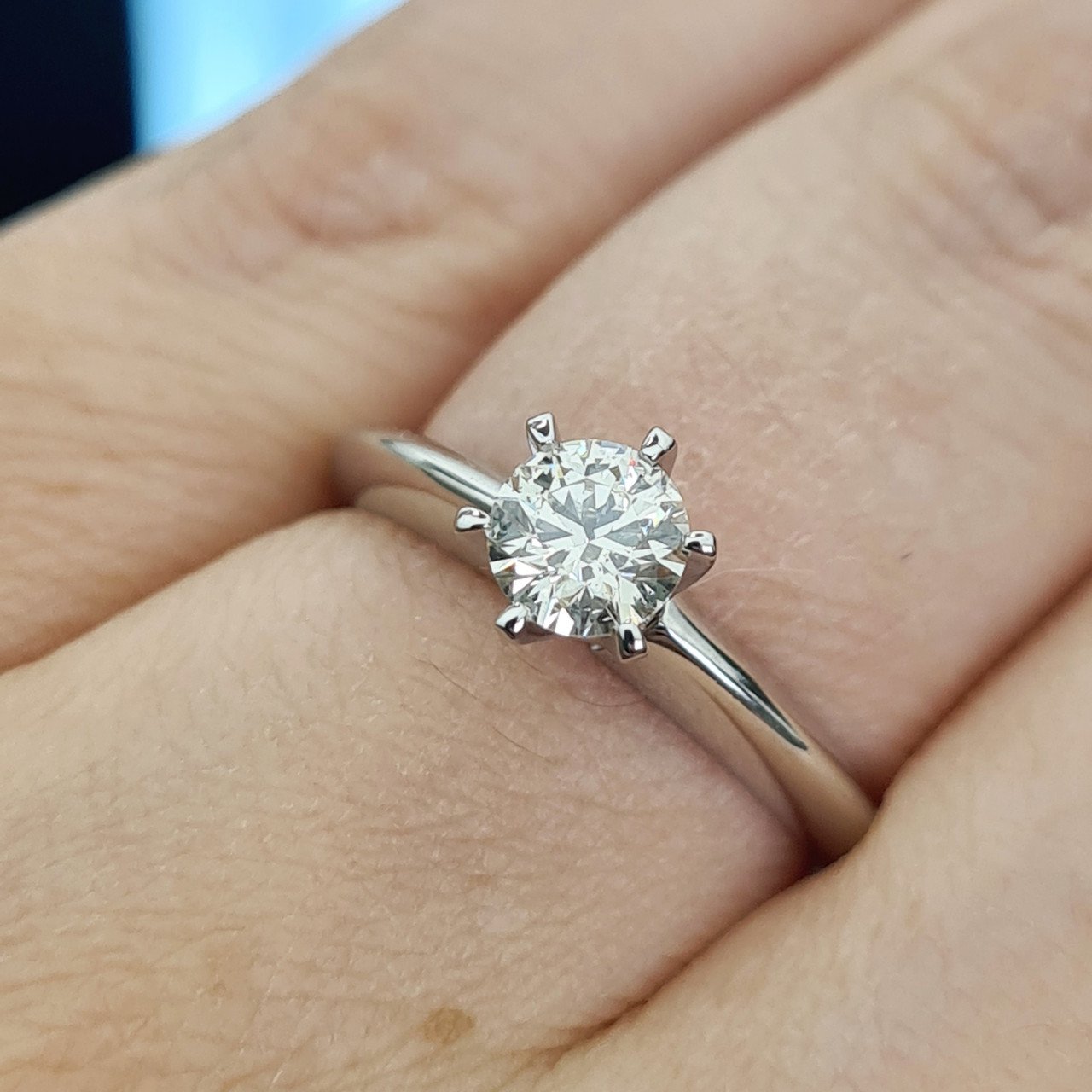 Кольцо Deimantas 95774380 16,51р 2,73гр 0,52ct. купить,NaN