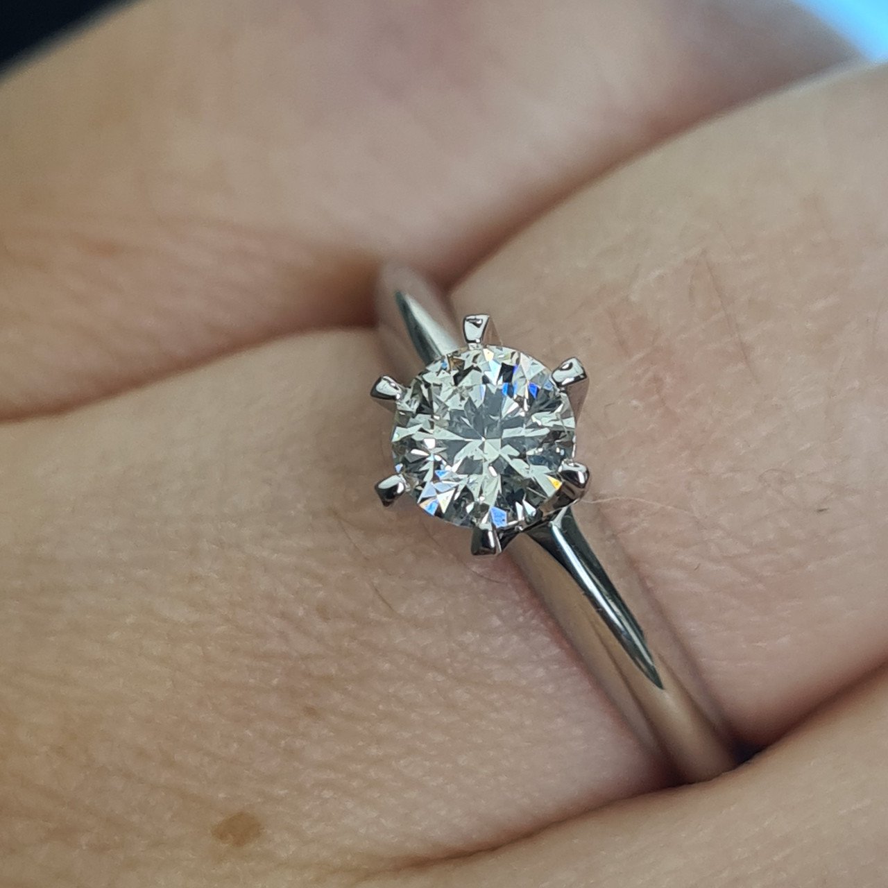 Кольцо Deimantas 95774380 16,51р 2,73гр 0,52ct. купить,NaN
