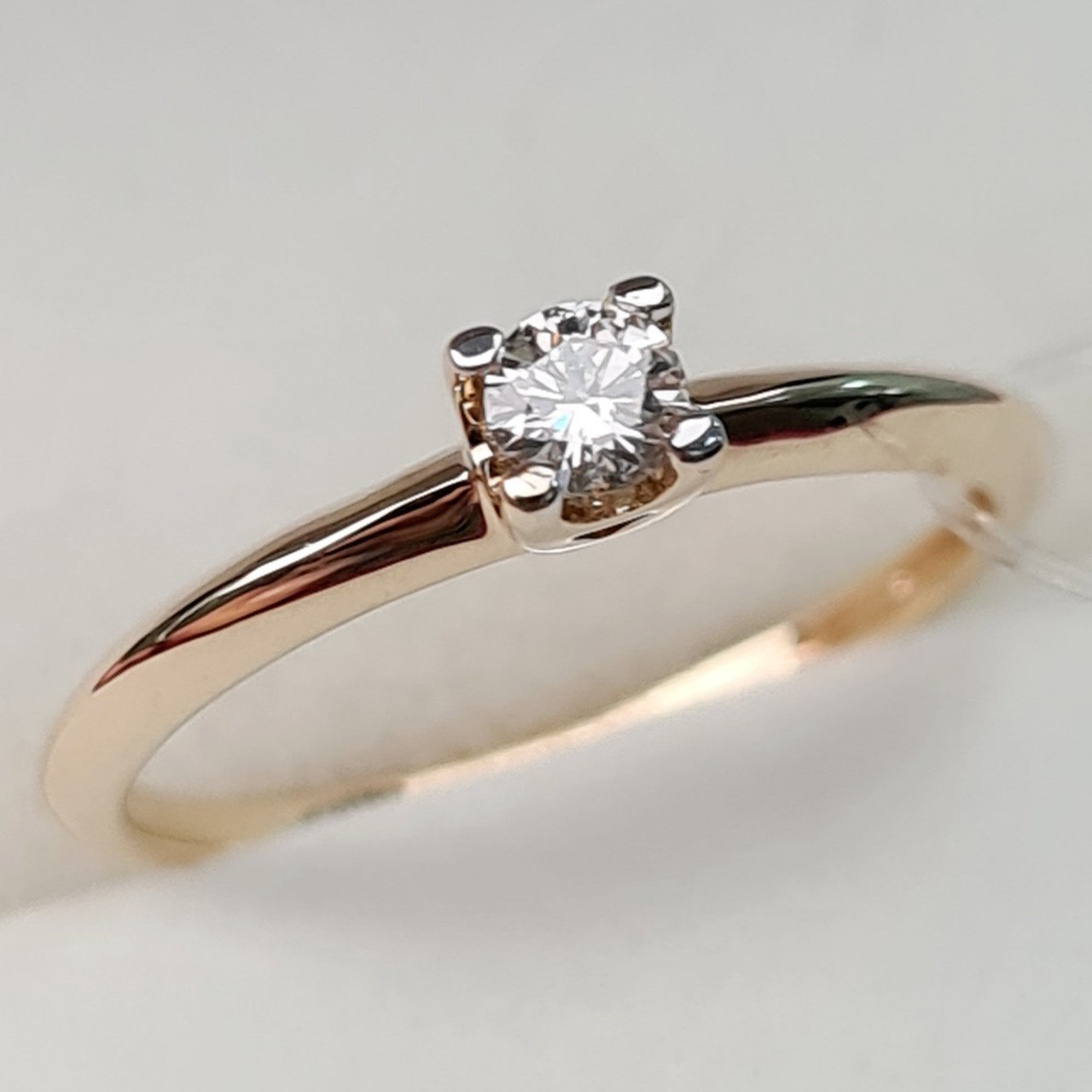 Кольцо Deimantas 92063463 15,5р 1,21гр 0,10ct. купить,NaN